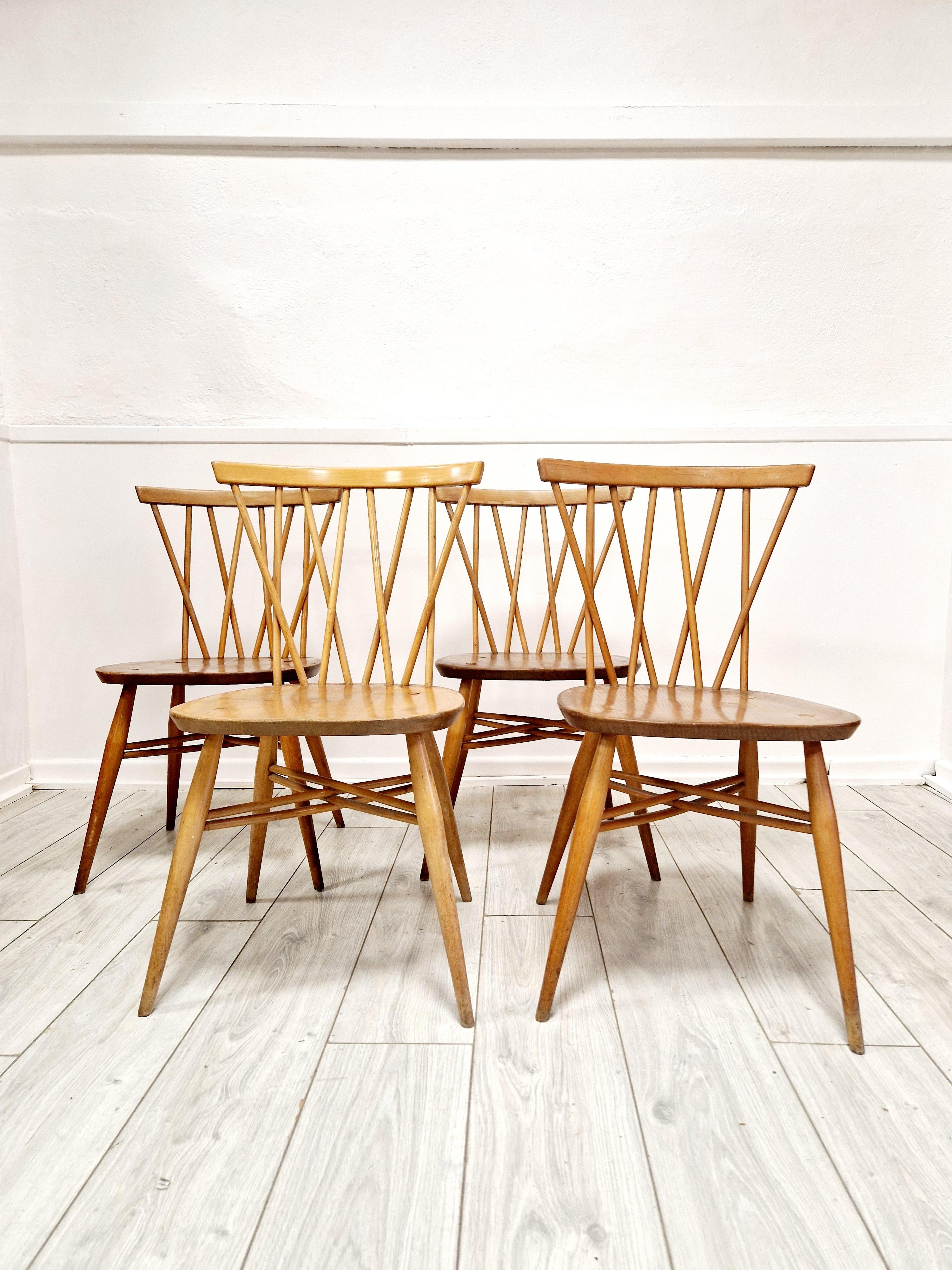 4 Sedie da pranzo con schienale a candelabro di Ercol del Medioevo in vendita 3