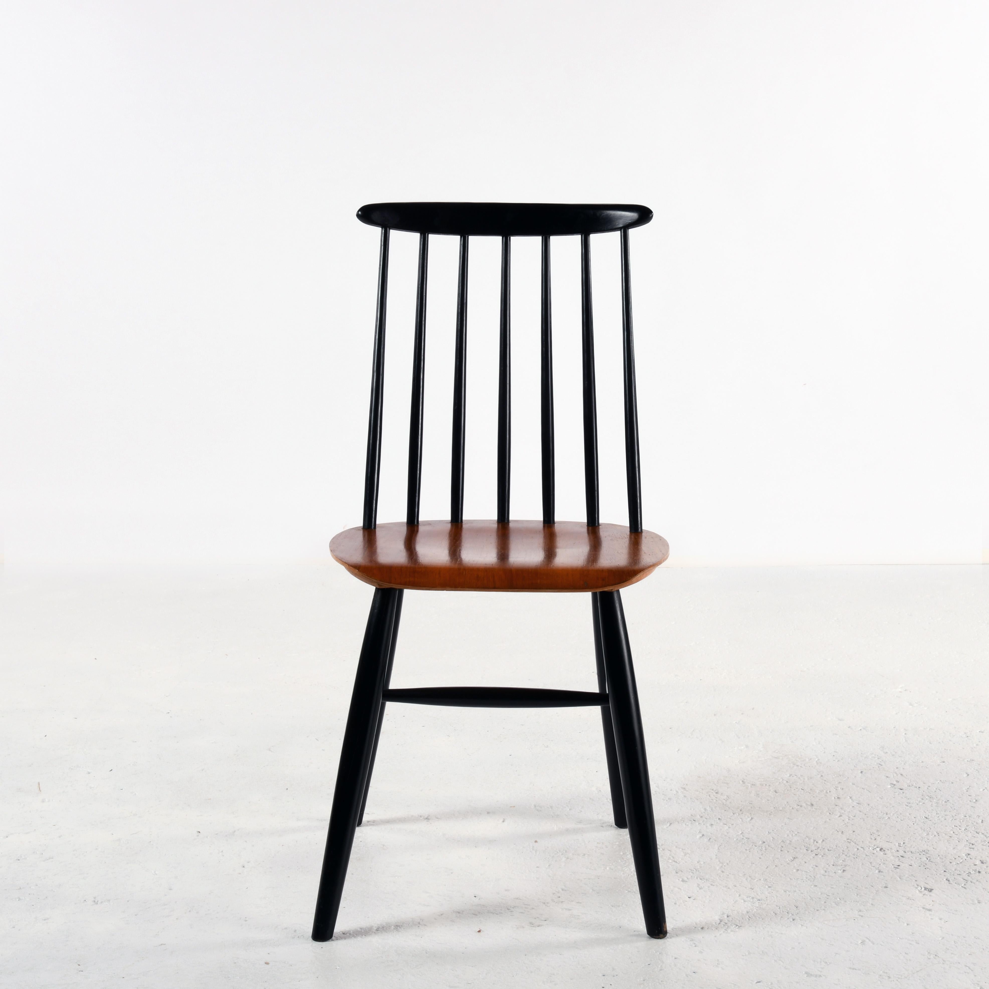 4 Fanett chair designed by Ilmari Tapiovaara 1