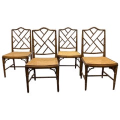 4 chaises chinoises de style Chippendale en faux bambou