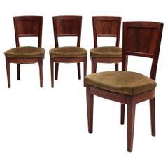 Sillas auxiliares de madera