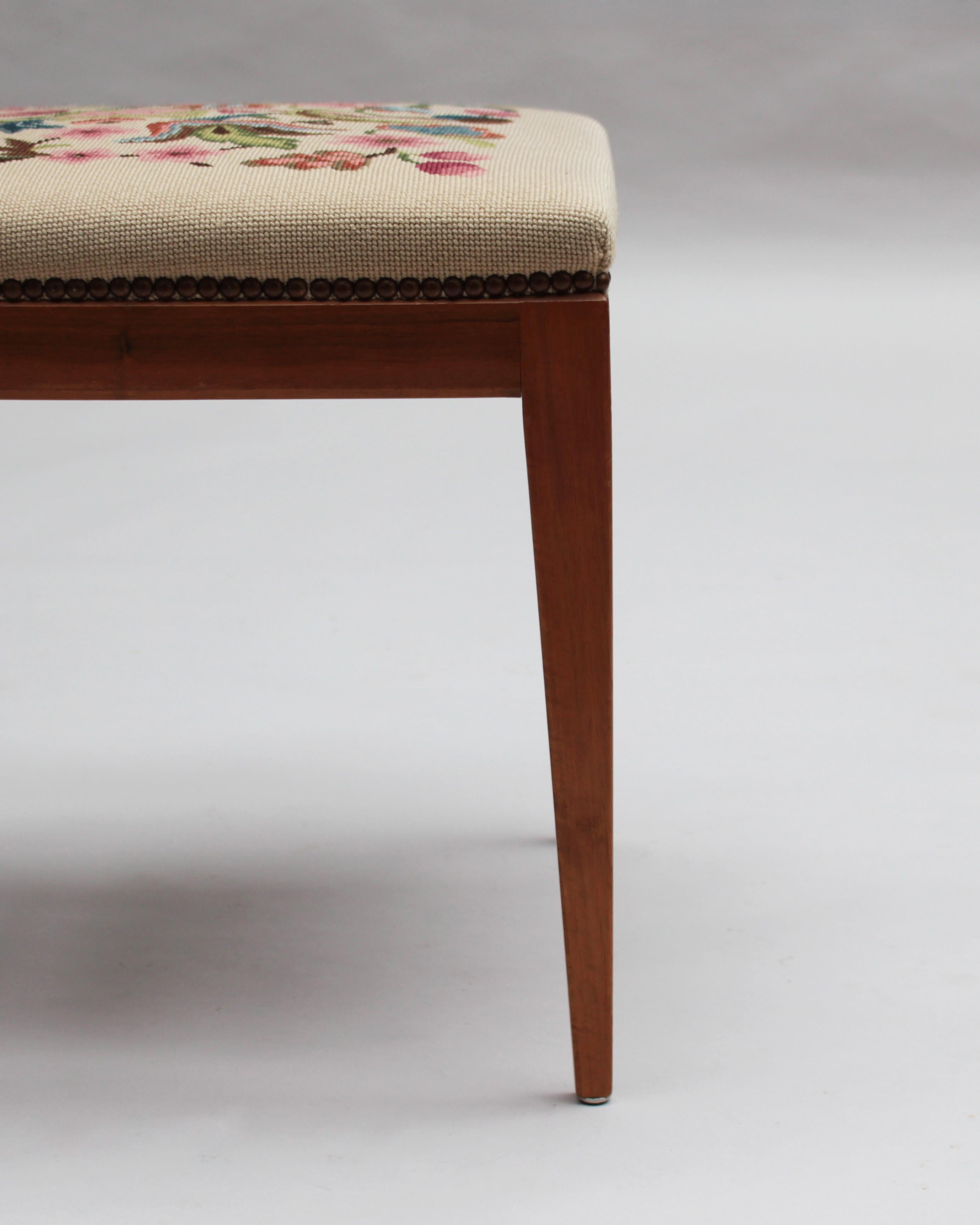 4 Fine French 1940s Cherry, Cane and Tapestry Side Chairs For Sale 10