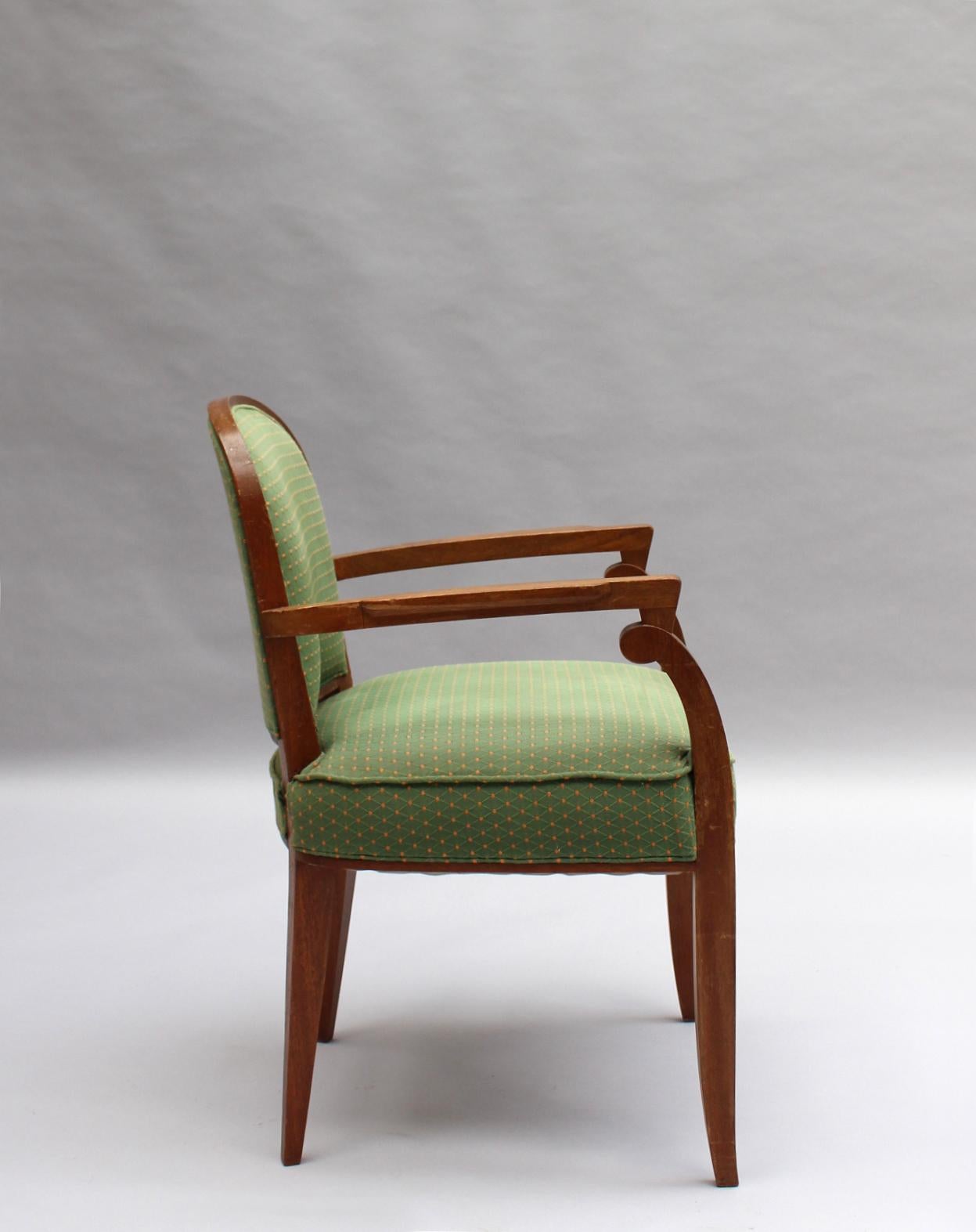 2 feine französische Mahagoni-Sessel aus den 1940er Jahren von Jules Leleu  im Angebot 1