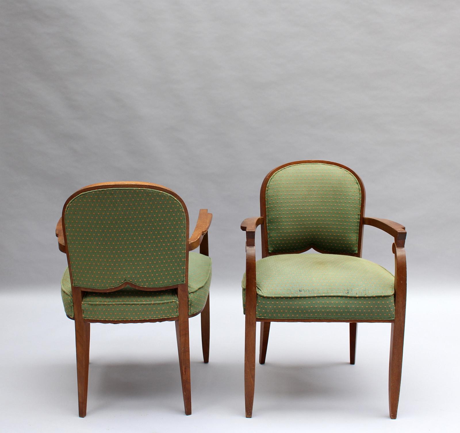 Jules Leleu (1883-1961) - Zwei schöne französische Art Déco-Sessel aus Mahagoni von Jules Leleu.
Der Preis gilt pro Sessel, es sind nur zwei verfügbar.