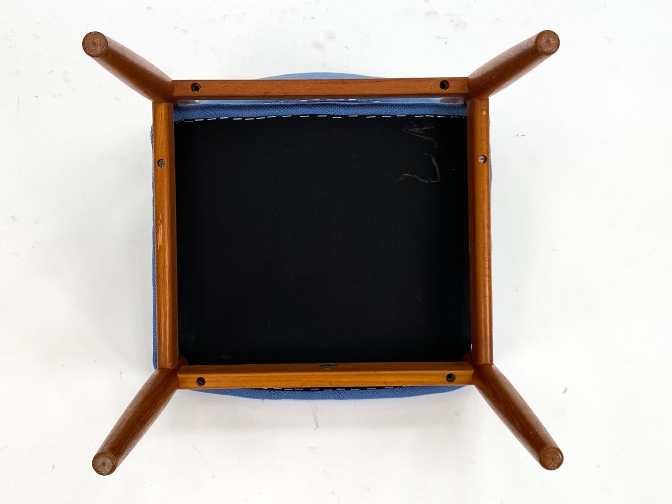 (4) Finn Juhl for France & Son Teak Model 197 Chairs For Sale 10
