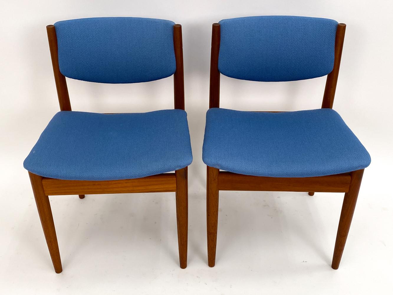 20th Century (4) Finn Juhl for France & Son Teak Model 197 Chairs For Sale