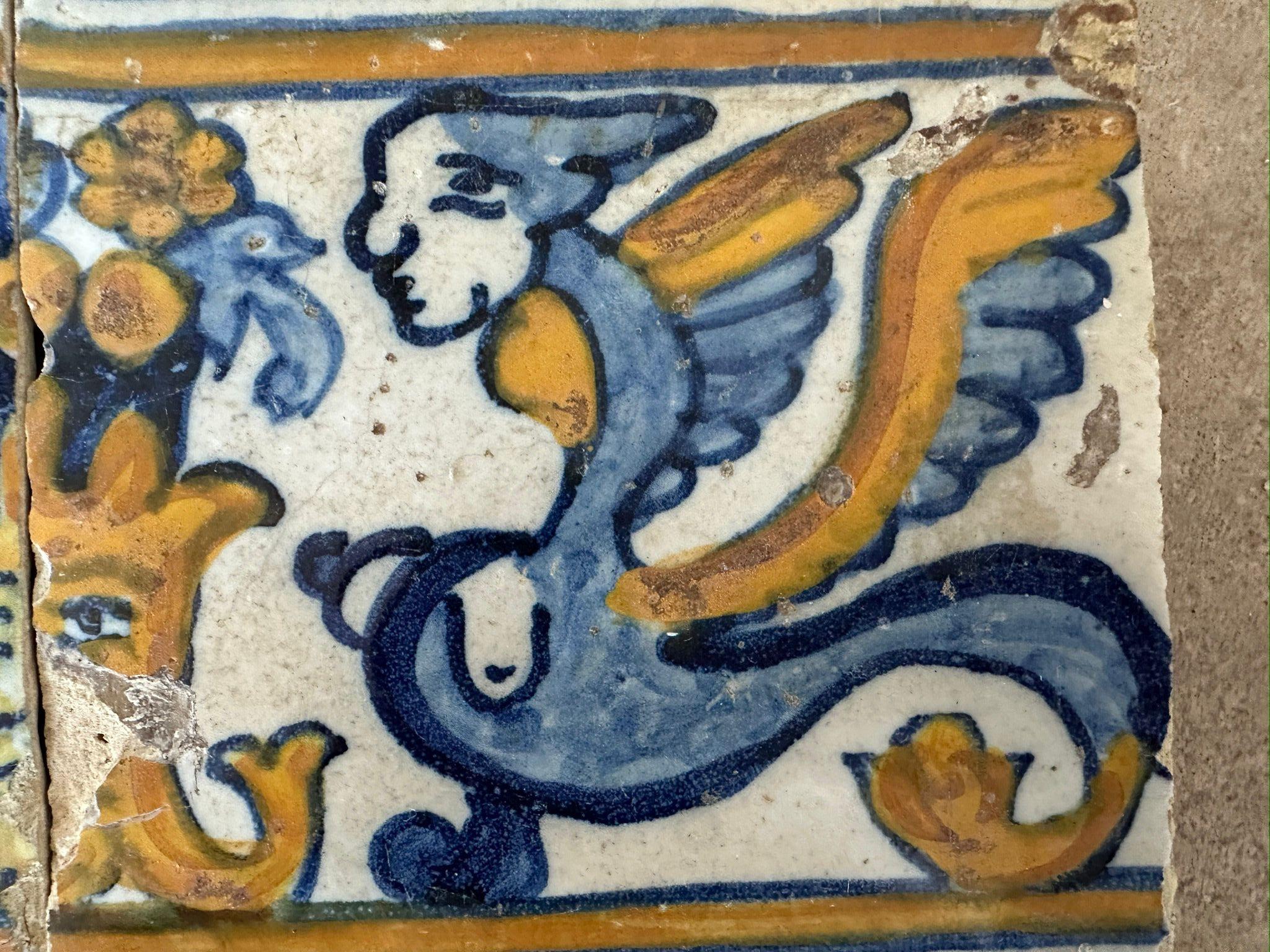 (4) Quatre carreaux portugais, 16e siècle (1530/1550) Articles de collection très rares

Chaque tuile 14cm x 14cm

Original, non restauré

Ils sont très rares, ce sont des objets de collection, des pièces de musée.

L'ancienne tuile portugaise