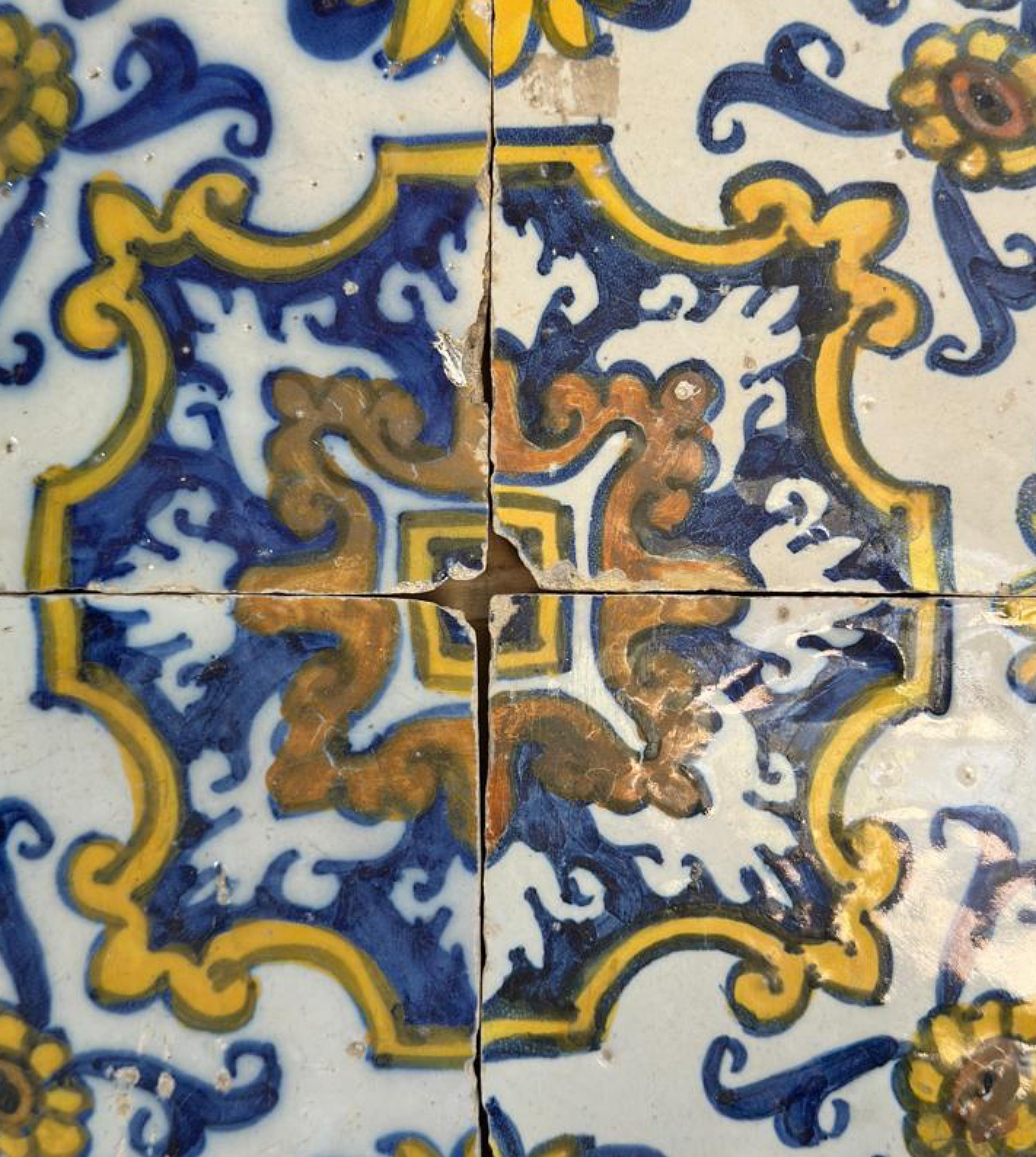 Baroque (4) Four Portuguese Tiles 17th Century (1630/1680) Very Rare Collectible For Sale