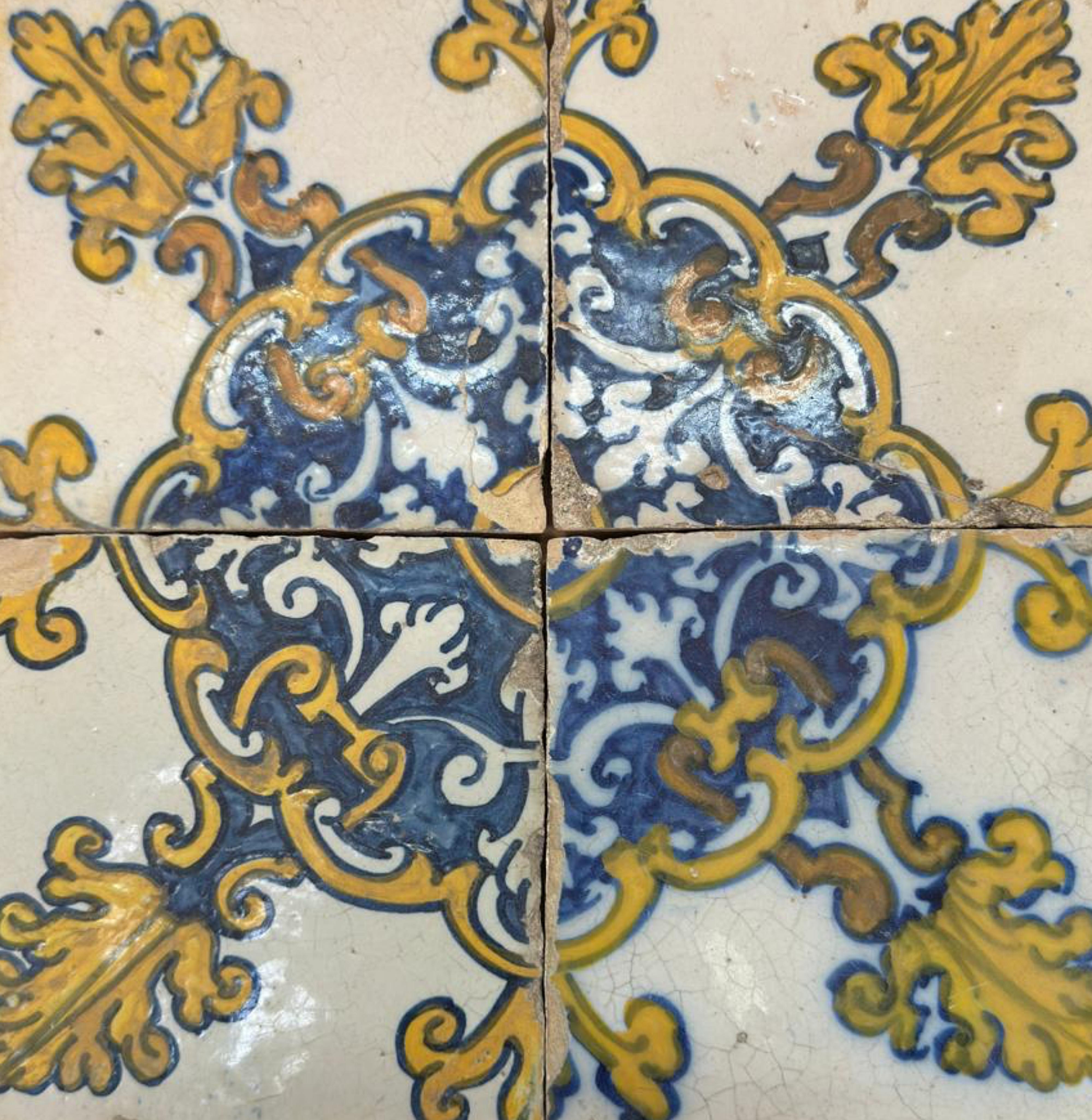Hand-Crafted (4) Four Portuguese Tiles 17th Century (1630/1680) Very Rare Collectible For Sale