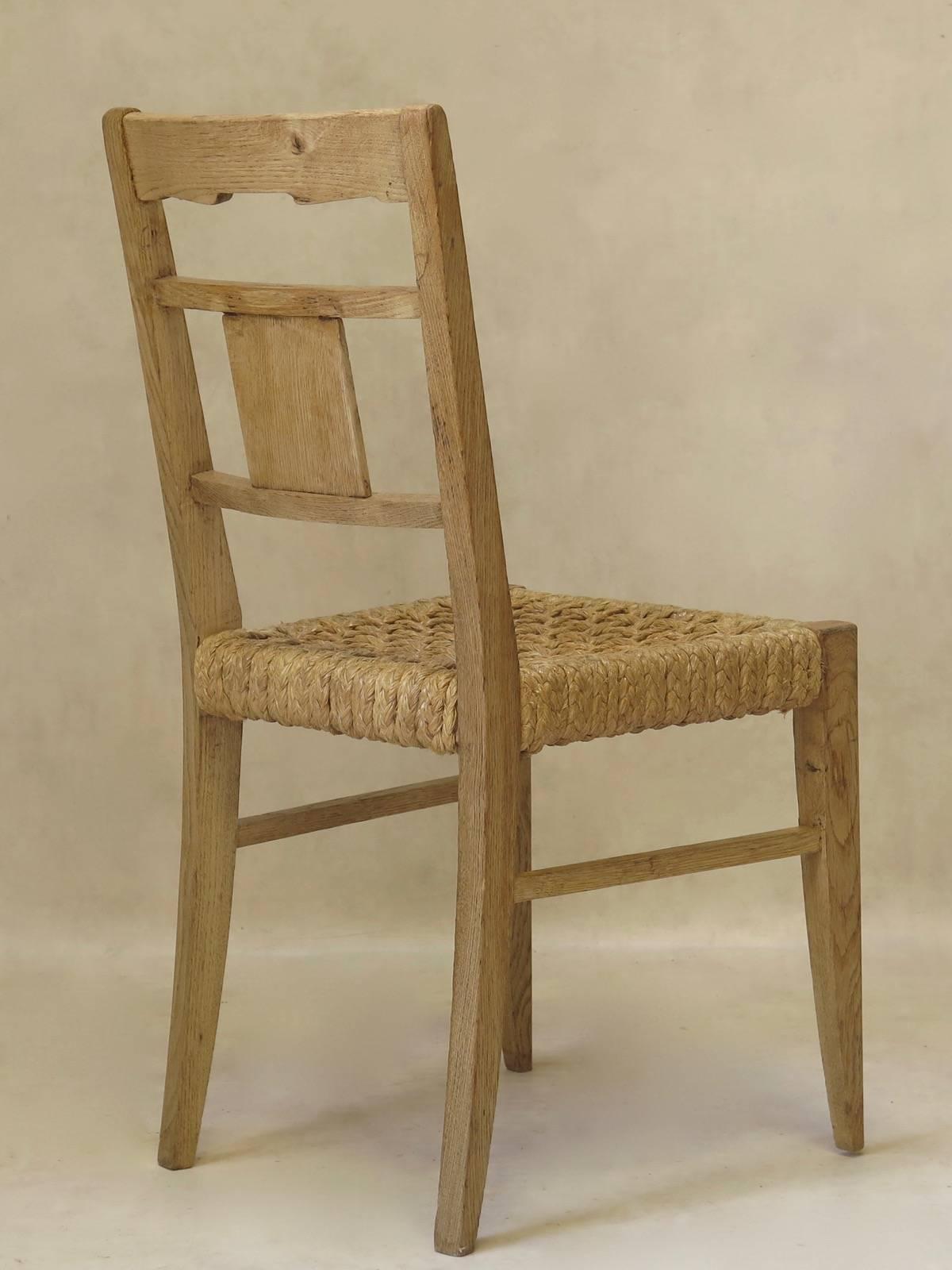 Quatre chaises françaises des années 1950 attribuées à Audoux-Minet Bon état - En vente à Isle Sur La Sorgue, Vaucluse