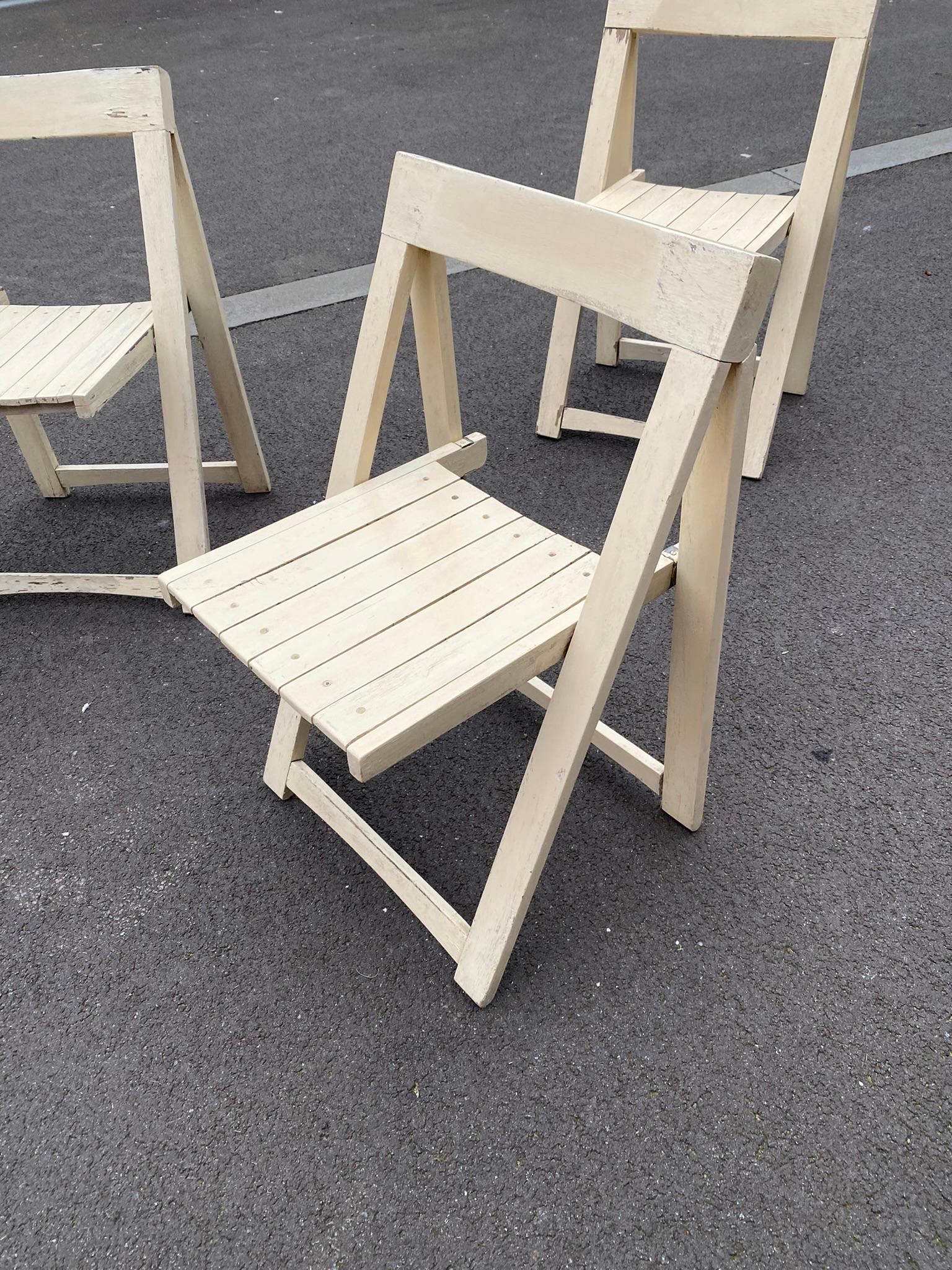 Wood 4 French Folding Chairs, circa 1950-1960 For Sale