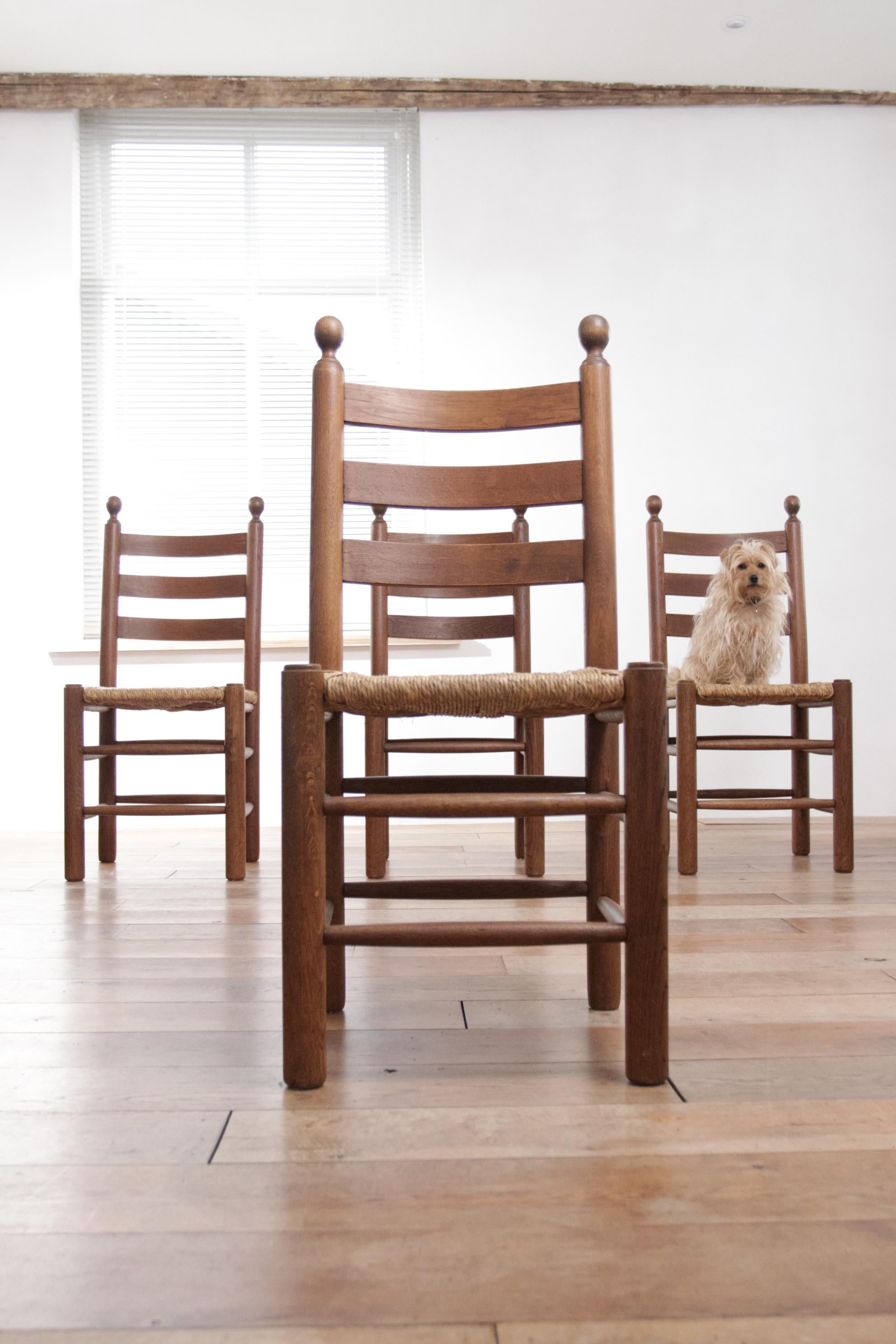 Beautiful chairs from the 50s made of solid oak with a wicker woven seat.
Fit perfectly with the style of designers such as Charlotte Perriand, Jean Royère and Charles Dudouyt.
They are comfortable and have a very nice warm appearance due to the
