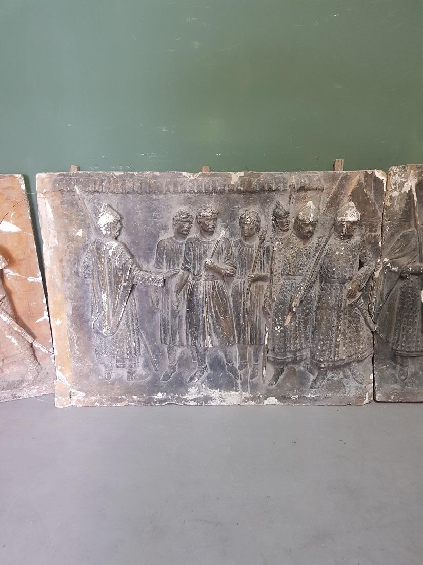 4 French Plaster Panels Story of Christ Carry the Cross, 20th Century For Sale 3