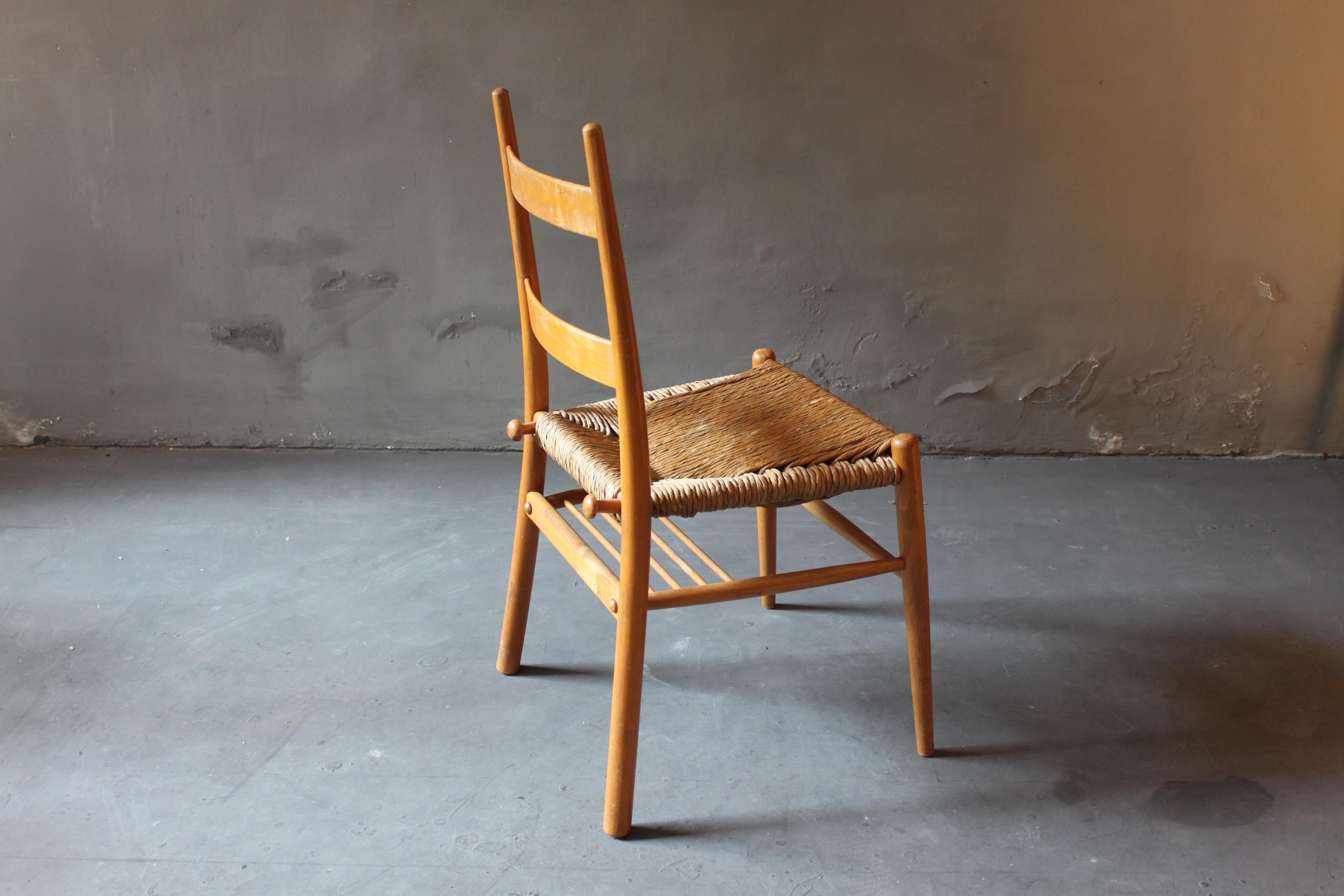 4 German Wicker Chairs from a Protestant Church in Bavaria, ca. 1956, brown In Good Condition For Sale In Frankfurt, DE