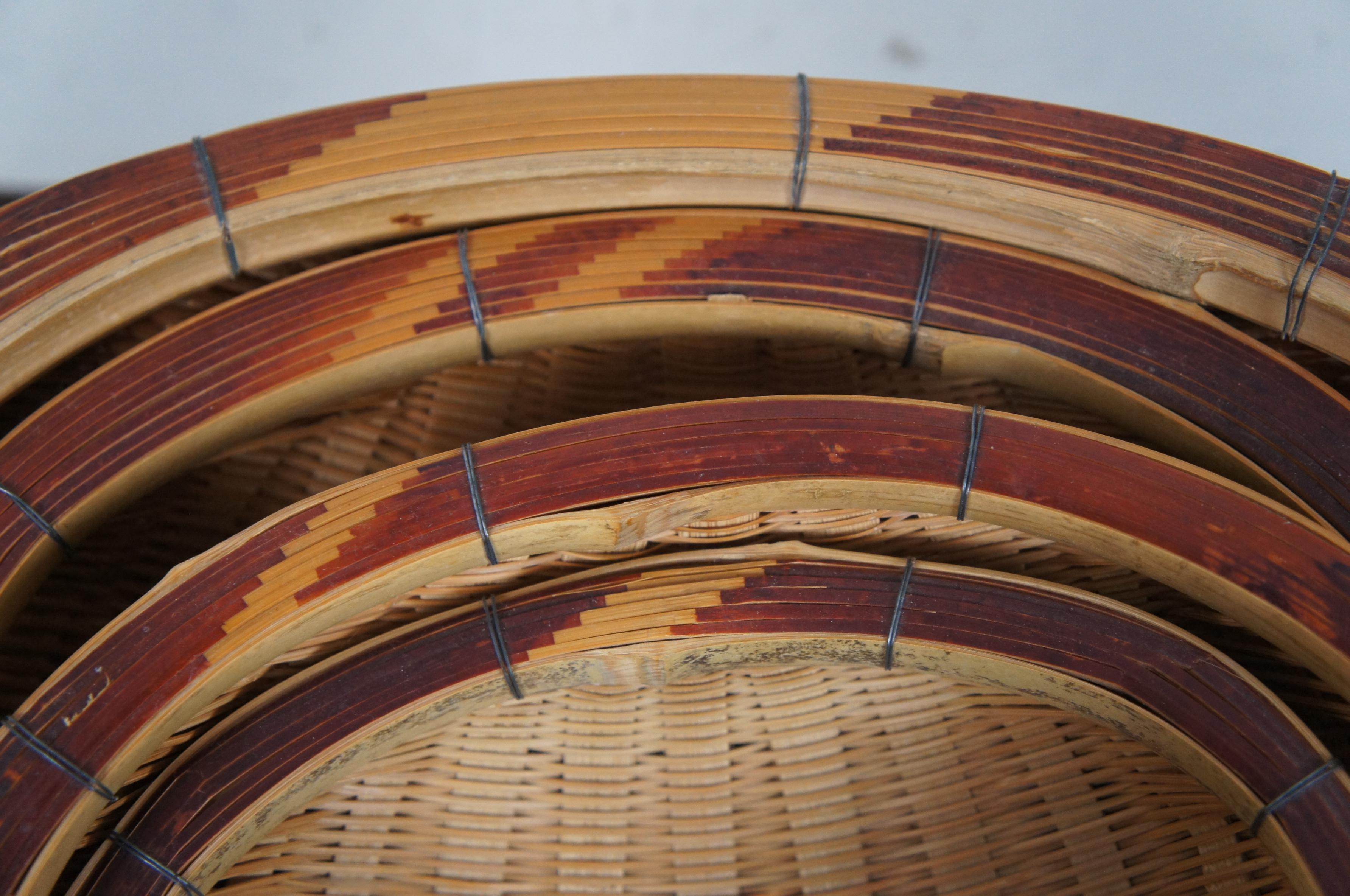 4 paniers gigognes en osier Hand Made Fruit Bowls Native Shovel Dust Pan Bon état - En vente à Dayton, OH