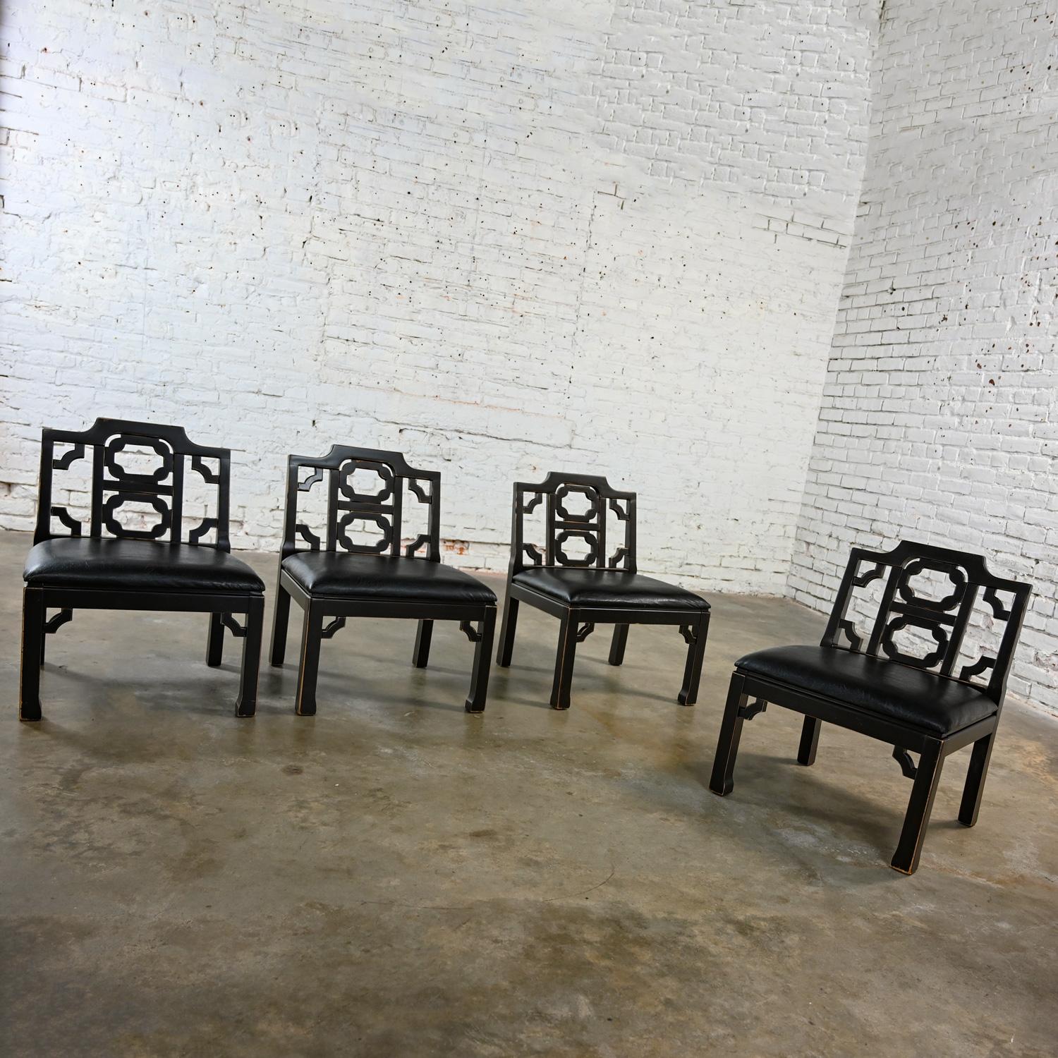 Late 20th Century 4 Hollywood Regency Chinese Chippendale Style Black Accent Chairs by Thomasville For Sale