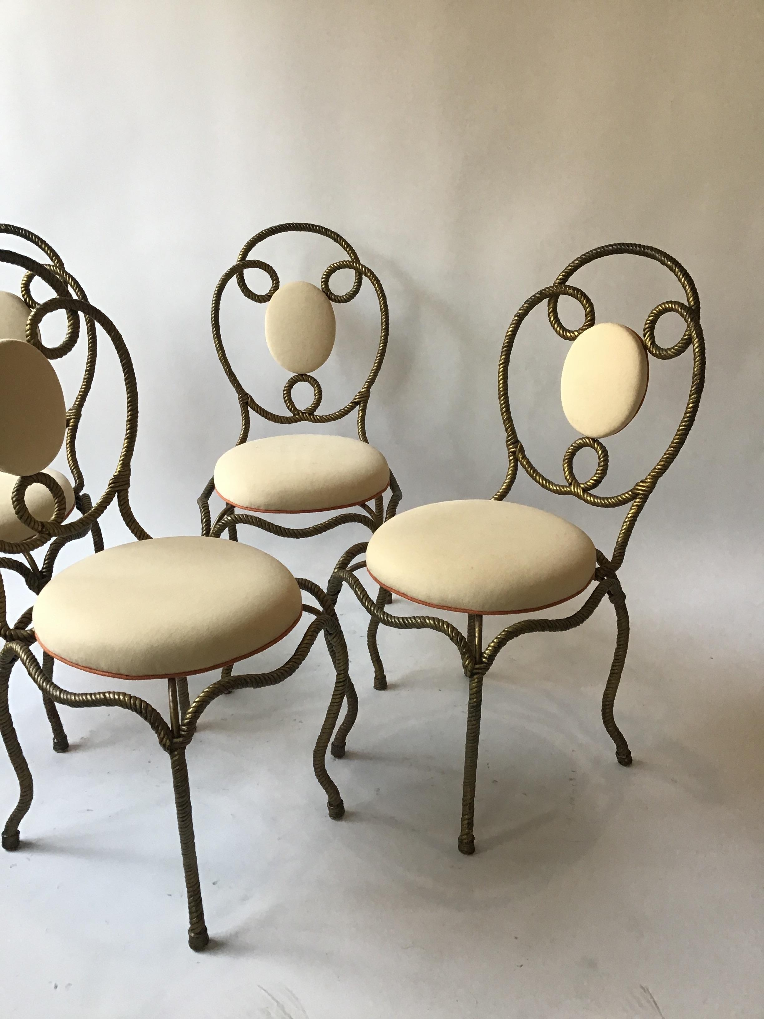 4 Italian 1970s Gold Iron Rope Chairs In Good Condition For Sale In Tarrytown, NY