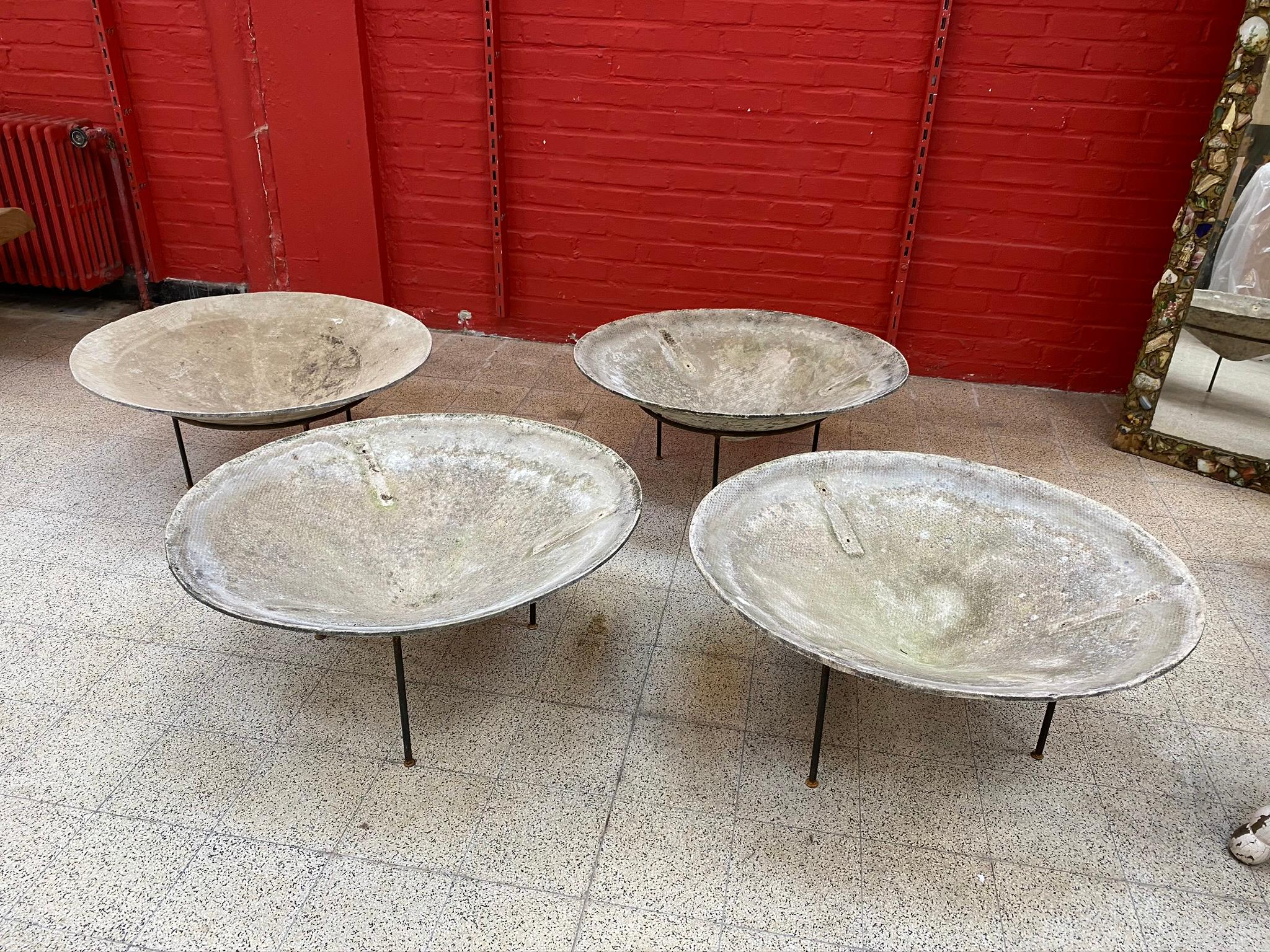 Mid-Century Modern 4 Large Eternit Saucer Planters Designed by Willy Guhl with Wrought Iron Base For Sale