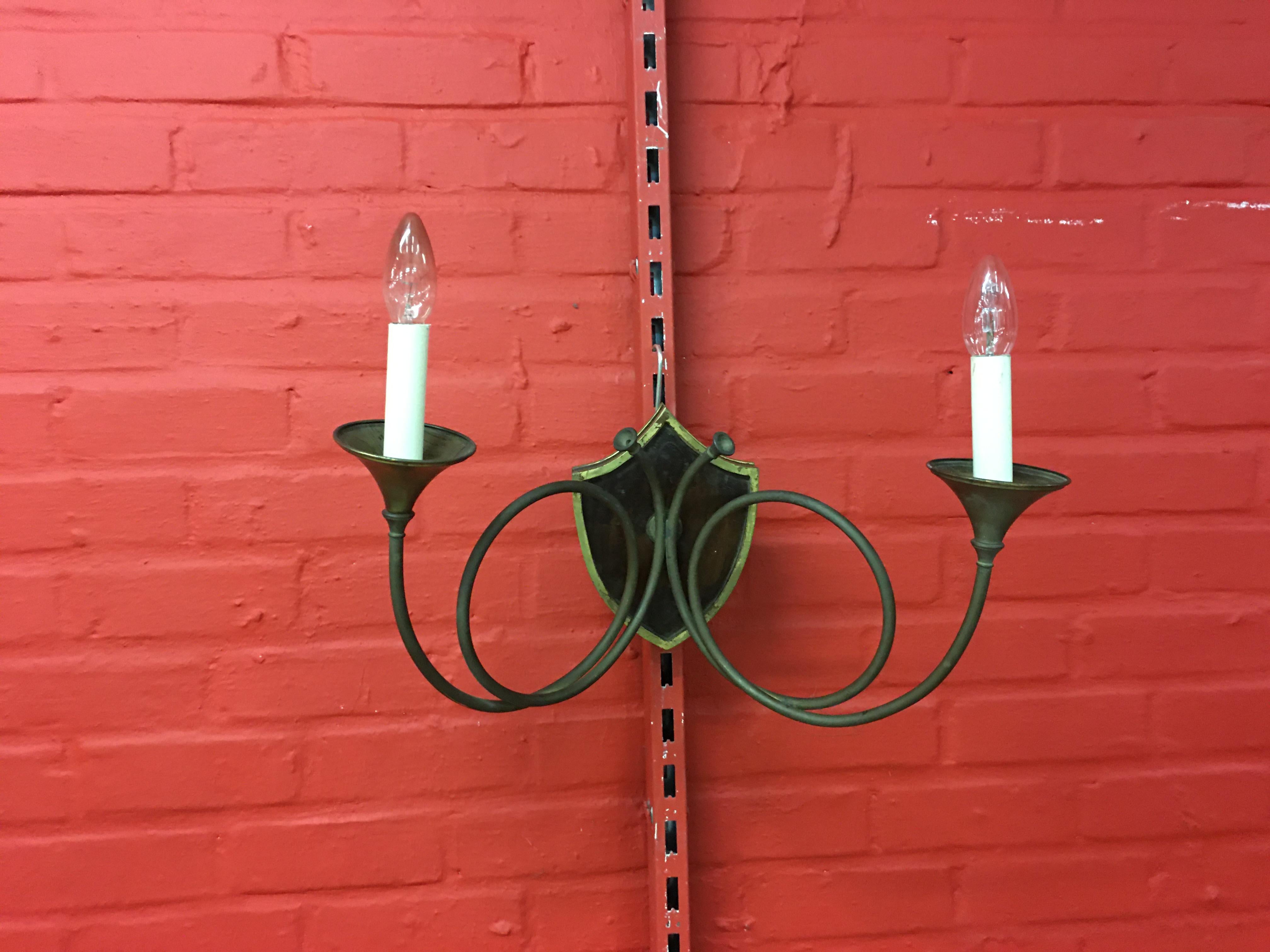 4 Large Neoclassic Art Deco Sconces with Hunting Horn Decor,  Bronze and walnut In Good Condition For Sale In Saint-Ouen, FR