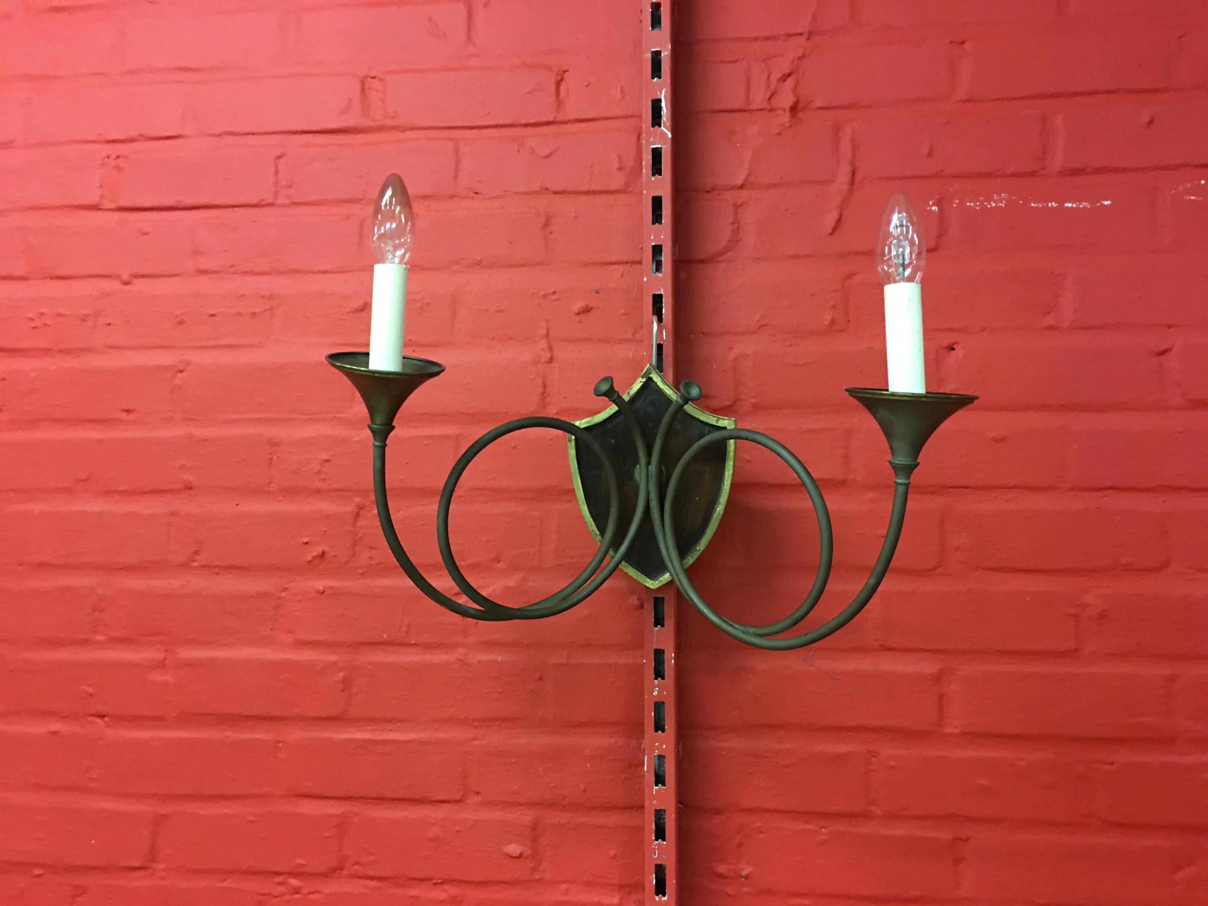 4 Large Neoclassic Art Deco Sconces with Hunting Horn Decor, in Bronze and Maho For Sale 2