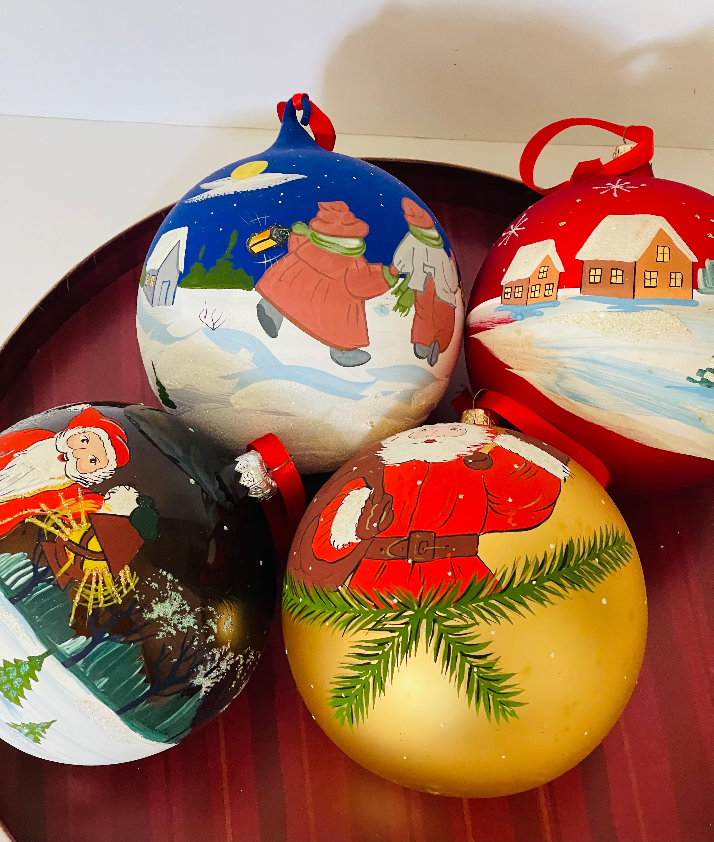 4 Grandes Bolas de Navidad Jumbo de Cristal Europeas Vintage Pintadas a Mano Neoclásico en venta