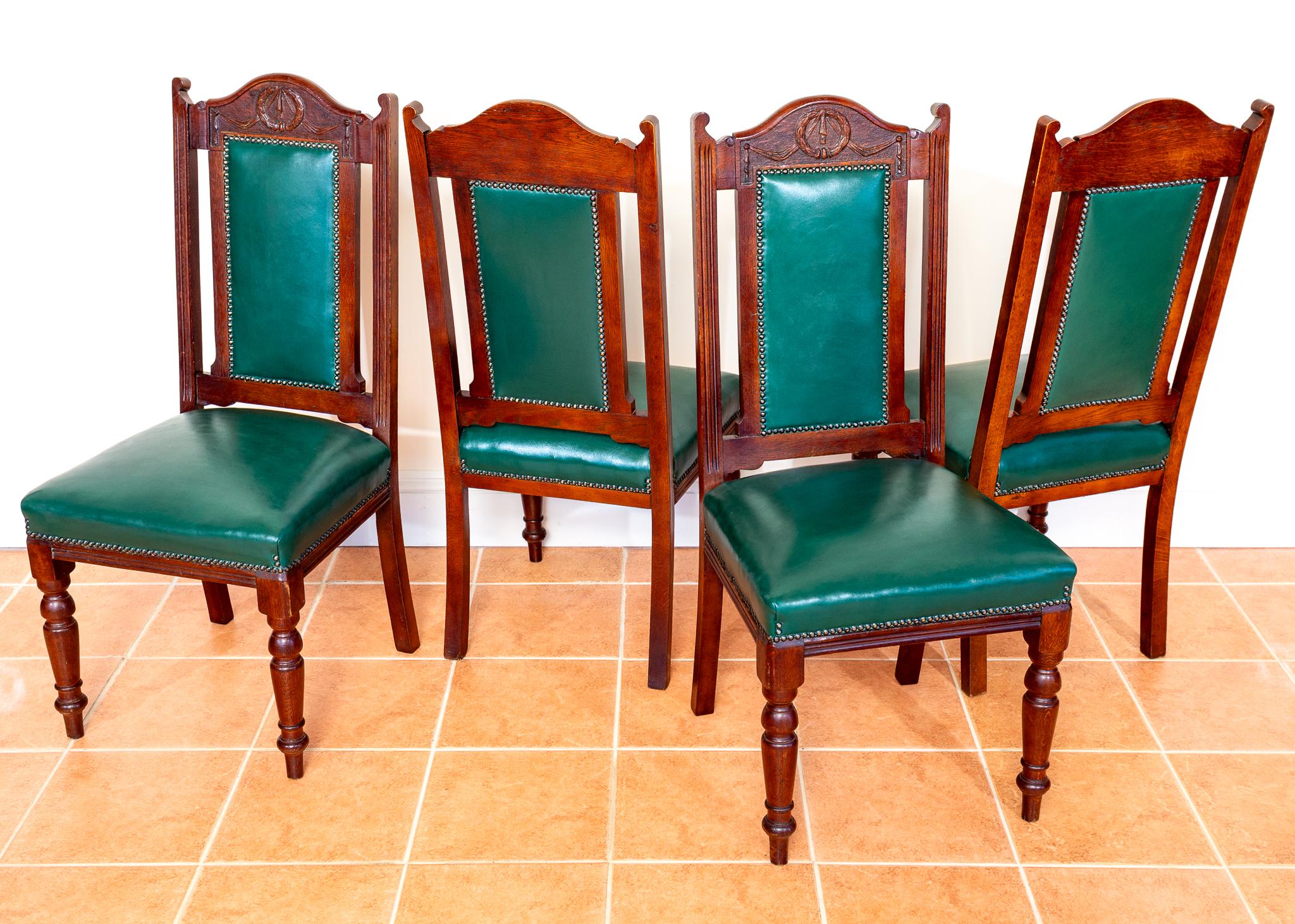 4 Chaises de salle à manger en cuir Oak Country House Regency Style Racing Green Baronial en vente 3