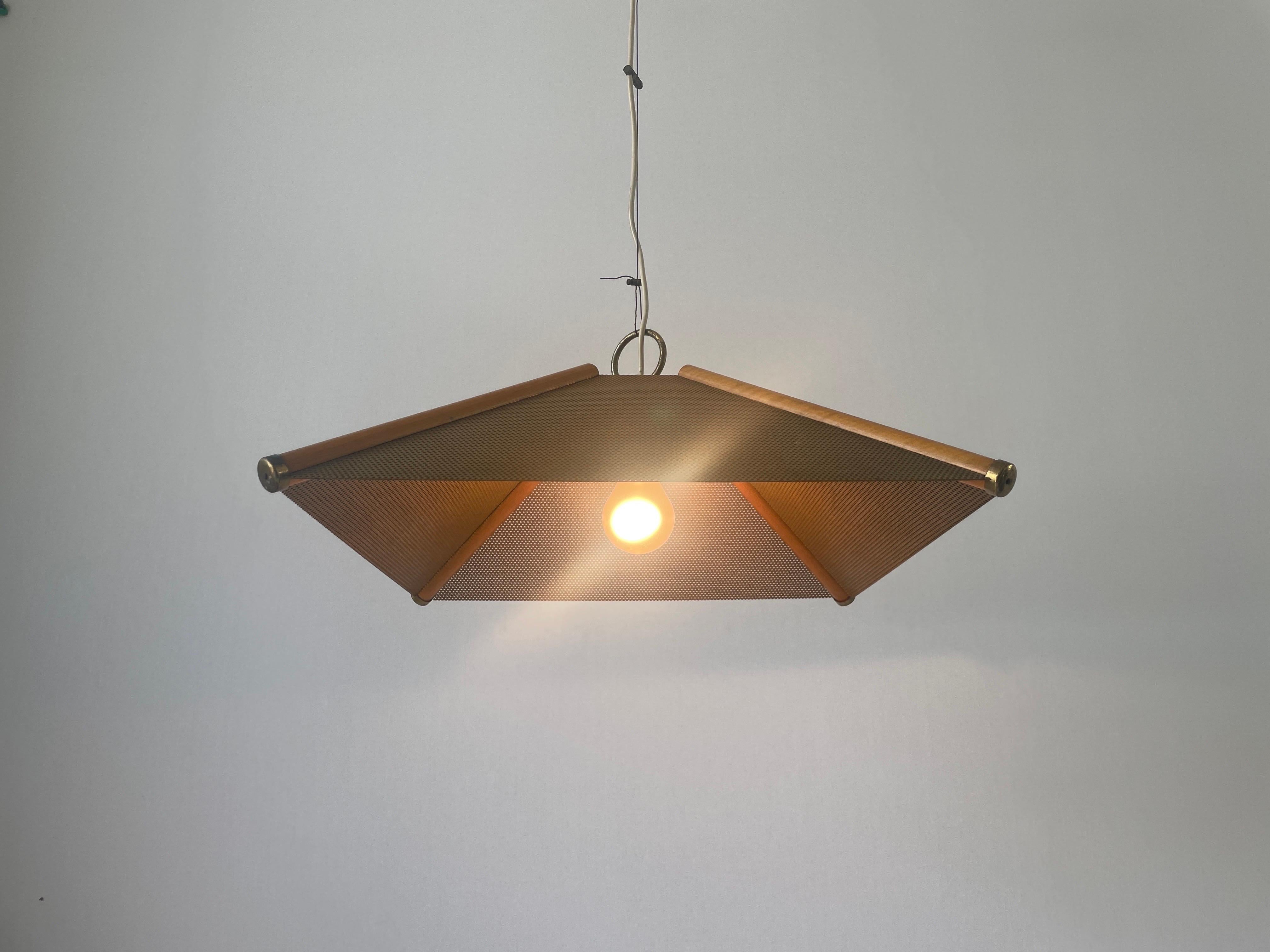 Lampada a sospensione a 4 foglie con linee in Wood e corpo in metallo, anni '60, Italia in vendita 3
