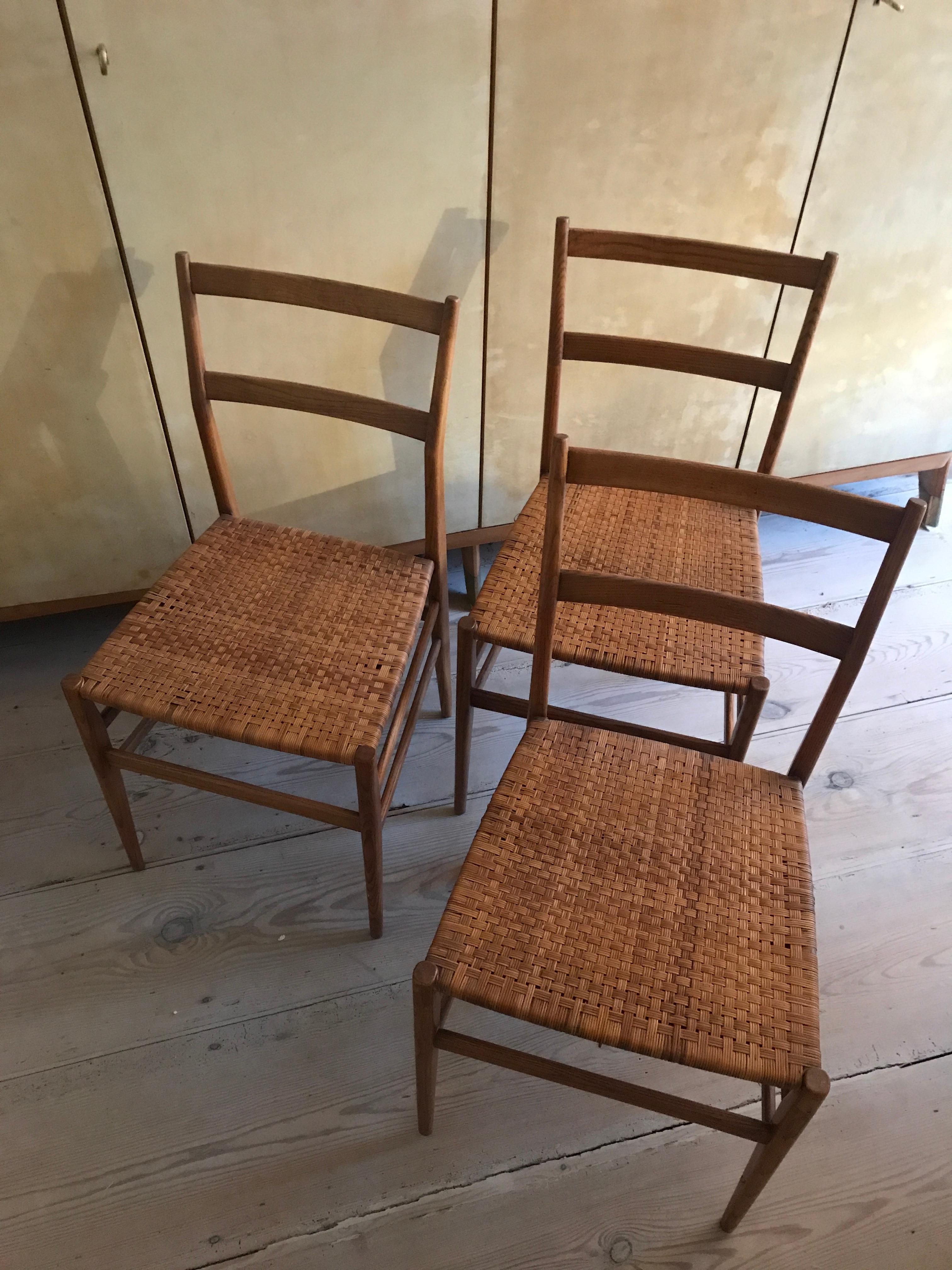 4 'Leggera' Ash and Cane Dining Chair by Gio Ponti, Italy, 1970s In Good Condition In Copenhagen K, DK