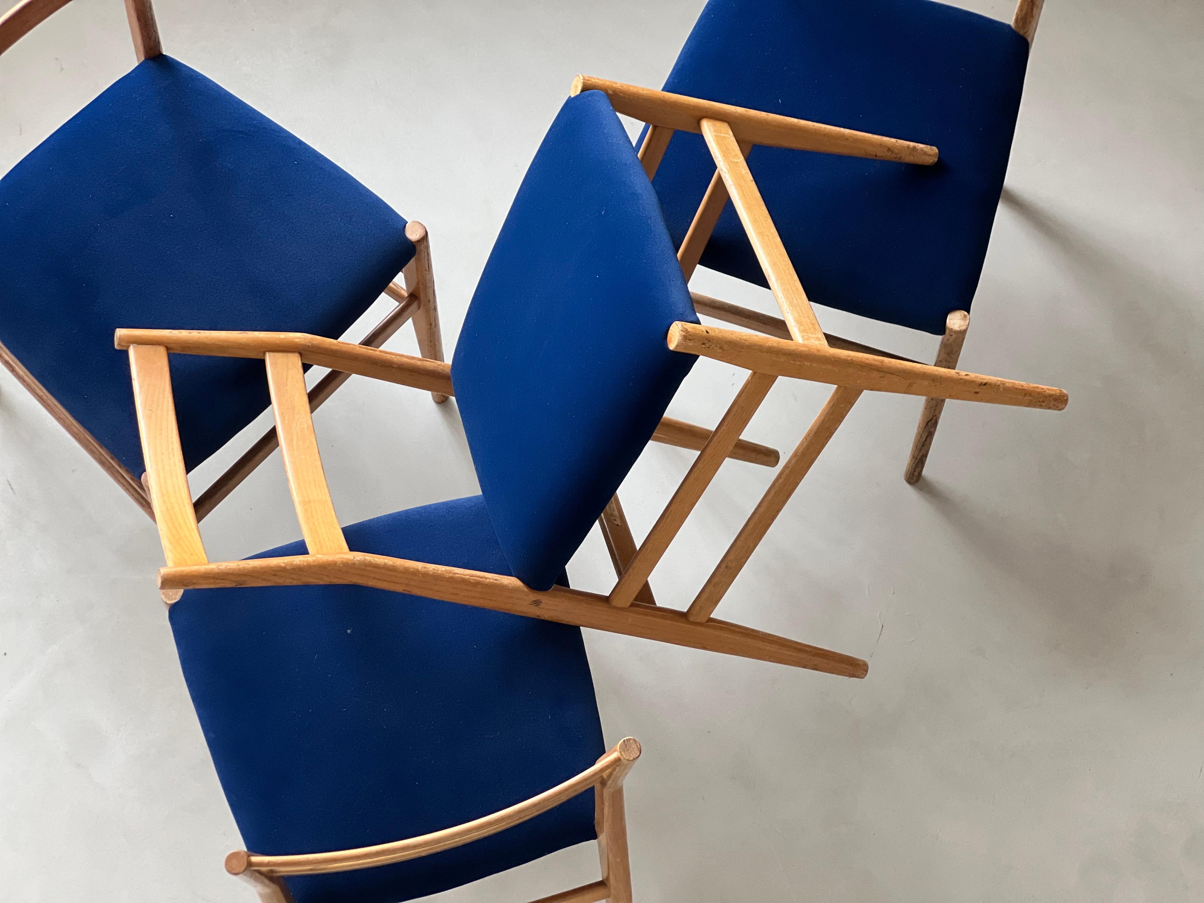 4 Leggera Mid Century Dining Chair by Gio Ponti for Cassina For Sale 1