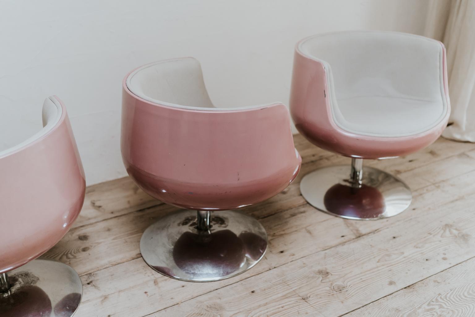 4 Lounge Chairs from the 1970s 2