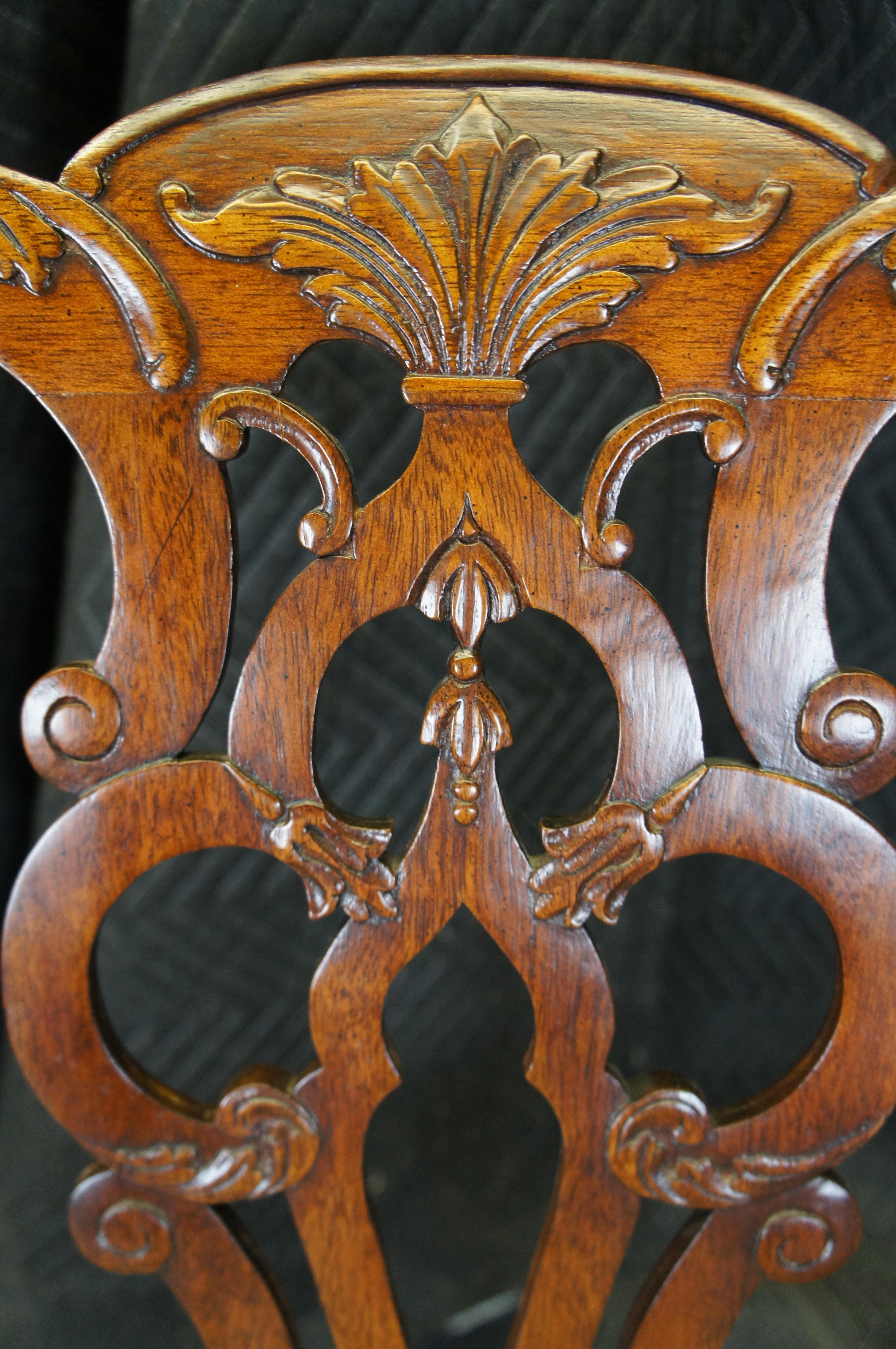 4 sedie da pranzo in mogano Maitland Smith Chippendale Regency con sedute in seta in vendita 3