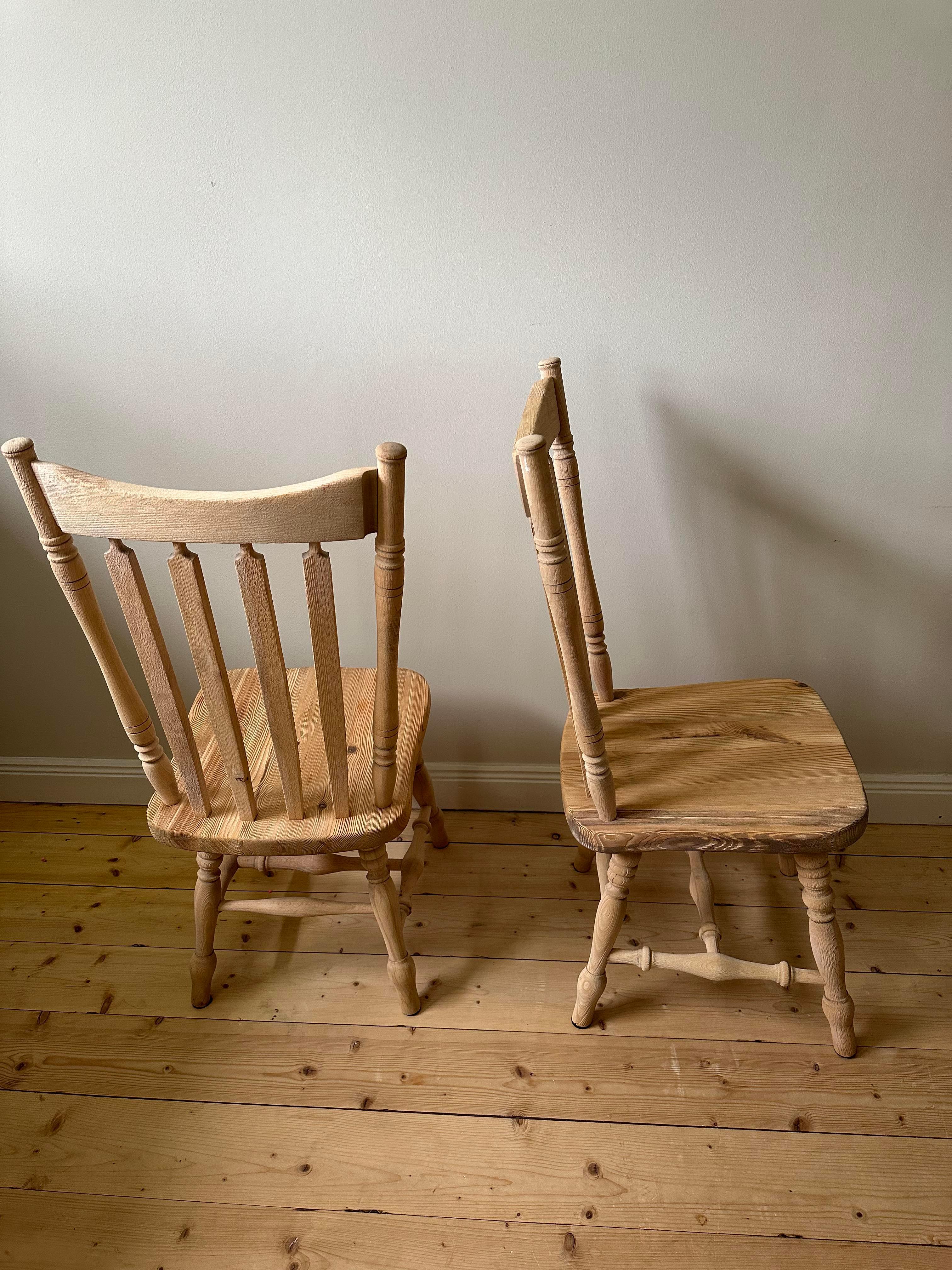 French 4 massive pine chairs  For Sale
