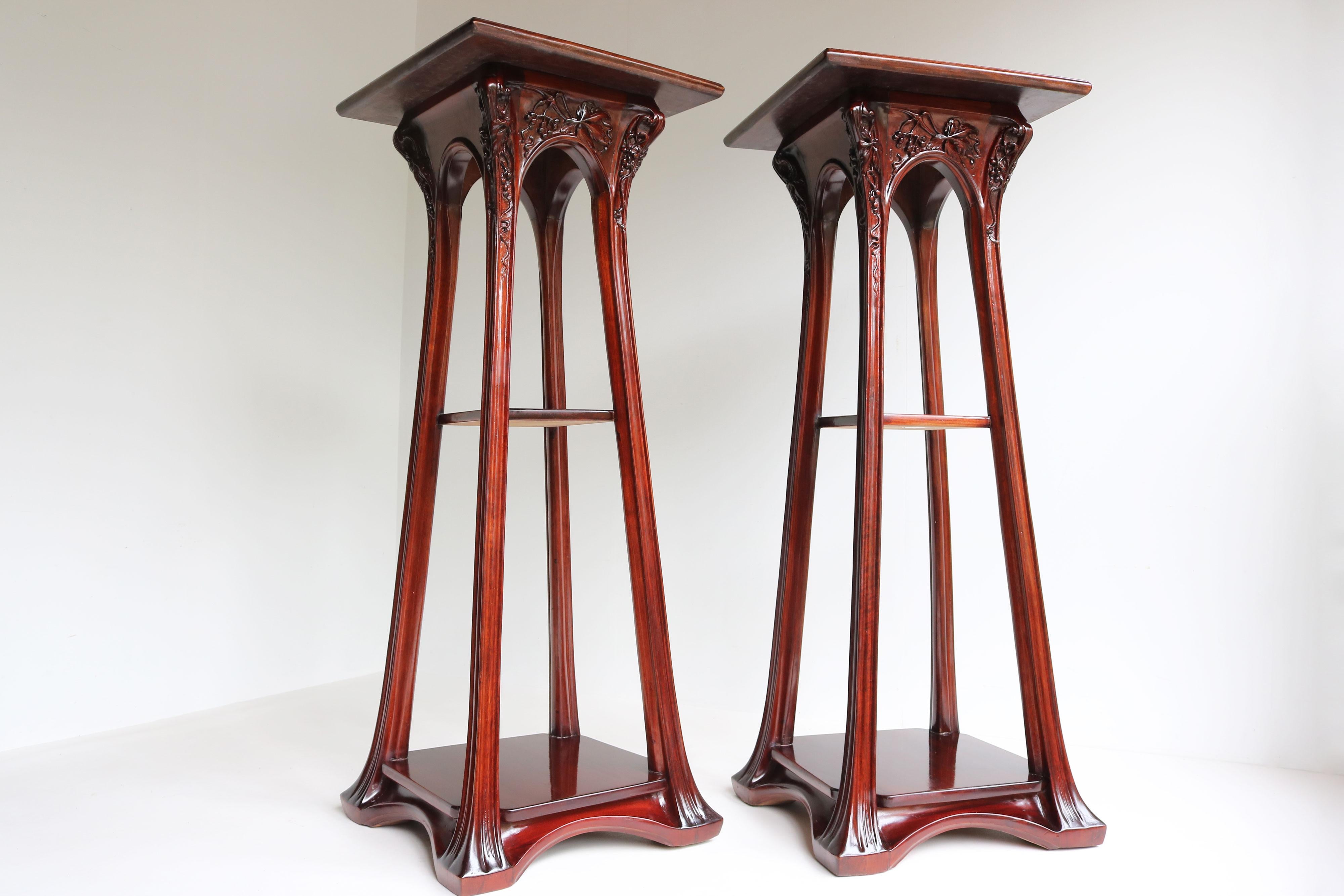 4 matching Art Nouveau plant stands / pedestals by Louis Majorelle Antique 1907 For Sale 8