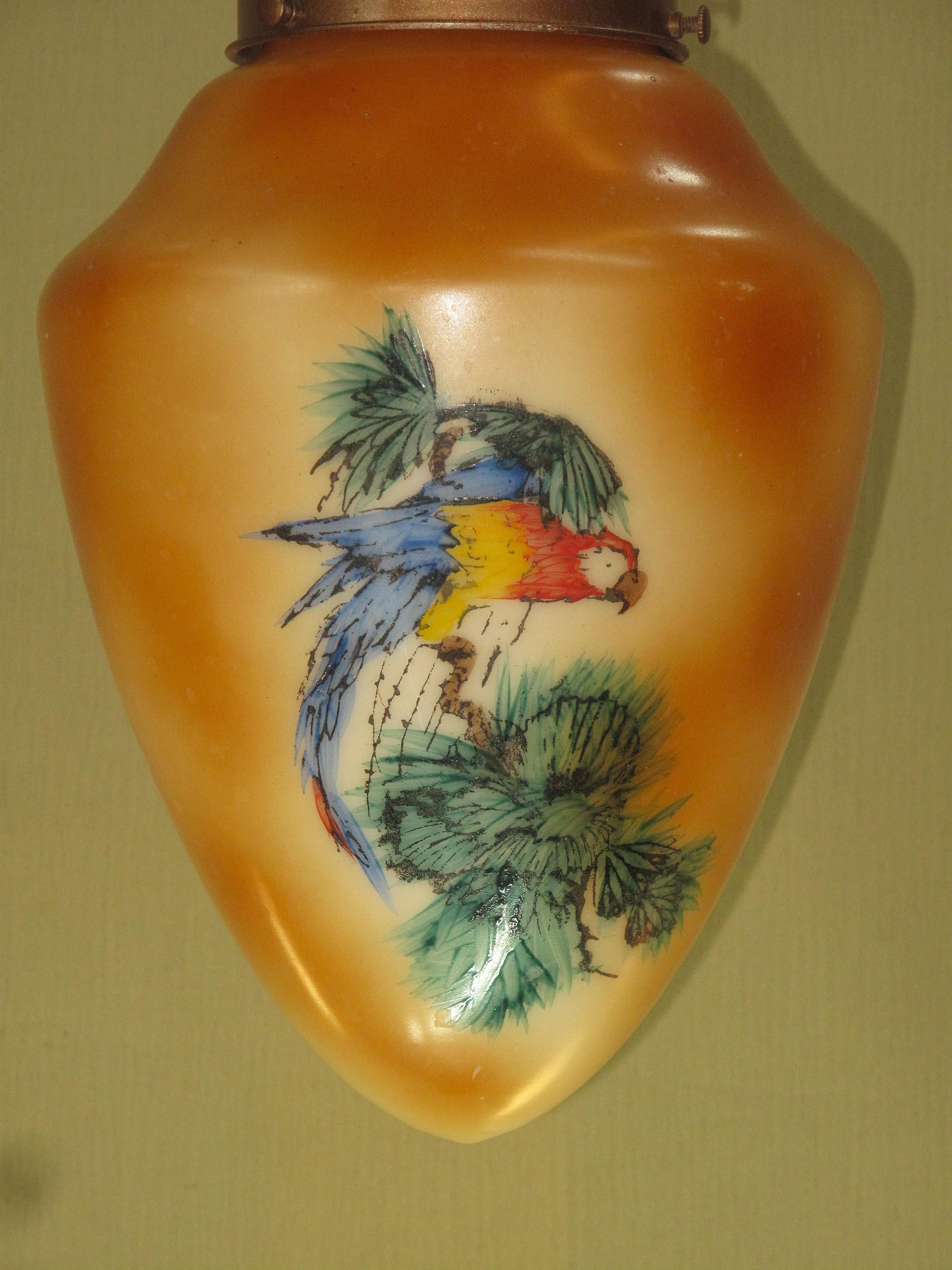 4 Matching Vintage Parrot Globes In Good Condition For Sale In Prescott, US