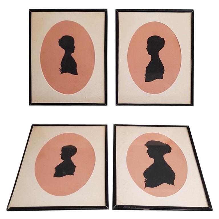 4 Mid-19th Century Miniature Silhouettes of Probably a Mother with Daughters For Sale