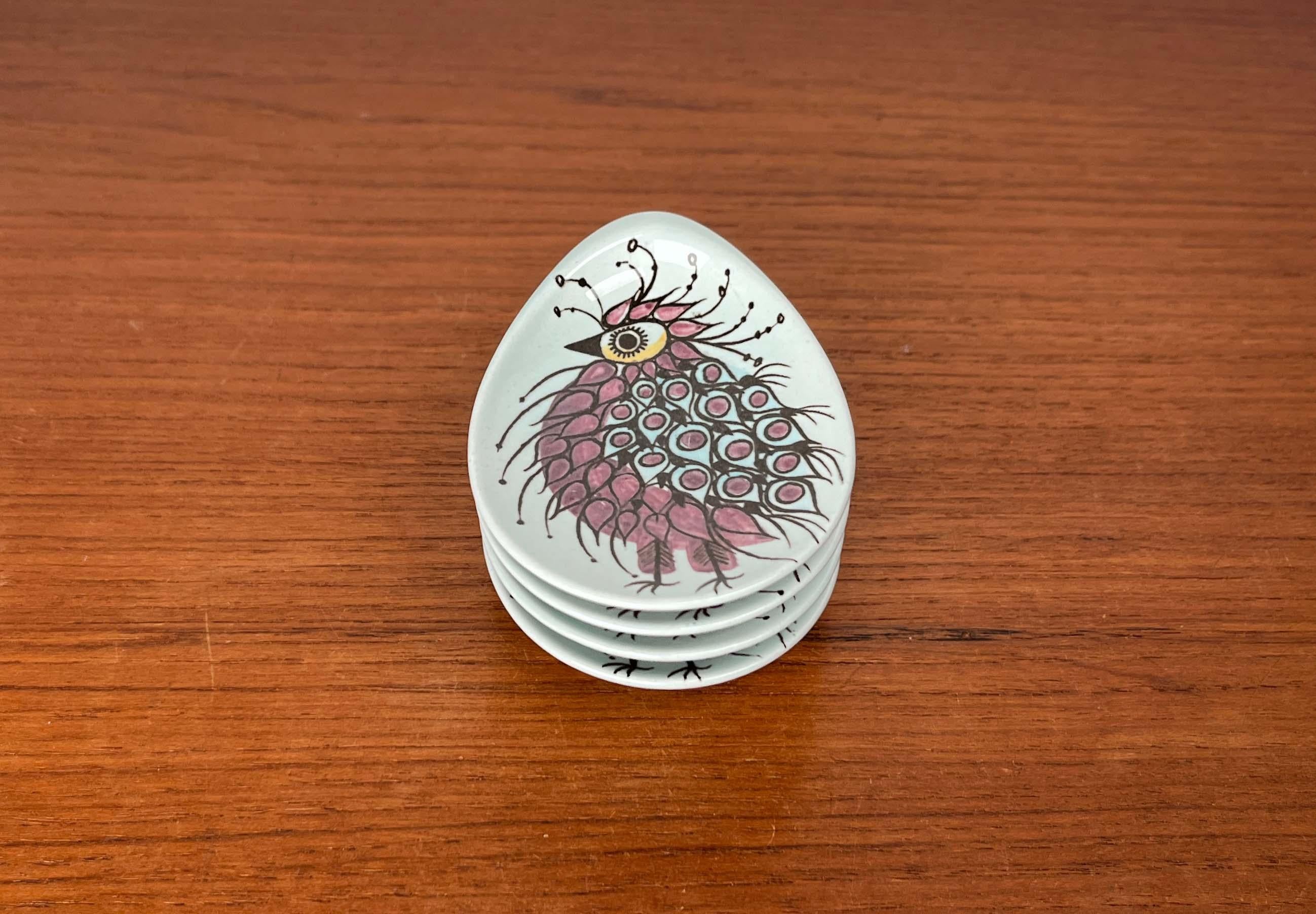 4 assiettes à huîtres ou à sauces Crazy Bird du milieu du siècle Beth Breyen Royal Copenhagen Excellent état - En vente à Hamburg, DE