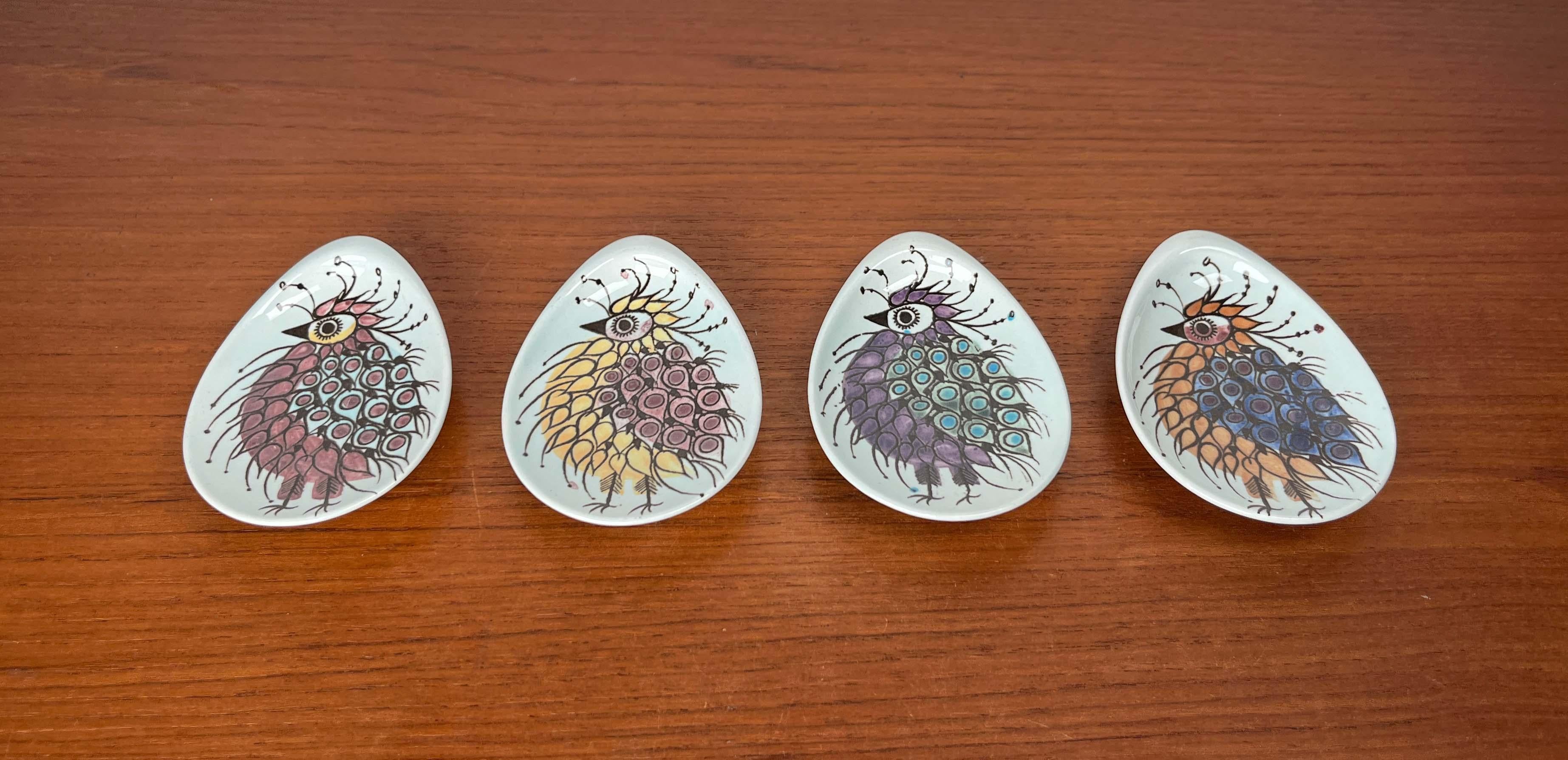 Céramique 4 assiettes à huîtres ou à sauces Crazy Bird du milieu du siècle Beth Breyen Royal Copenhagen en vente