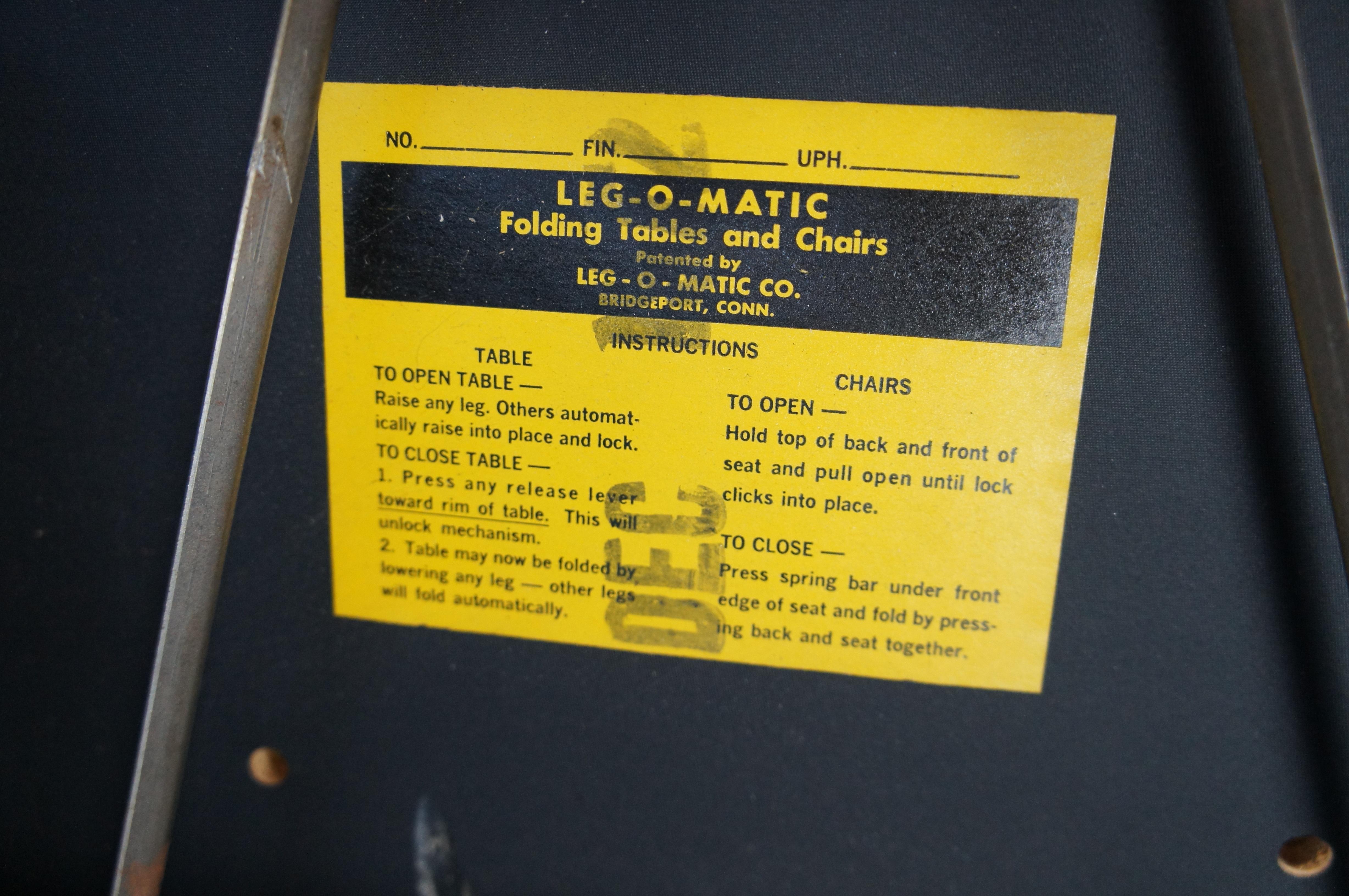 4 Sedie laterali pieghevoli in vimini e rattan in vinile Legomatic di metà secolo in vendita 3