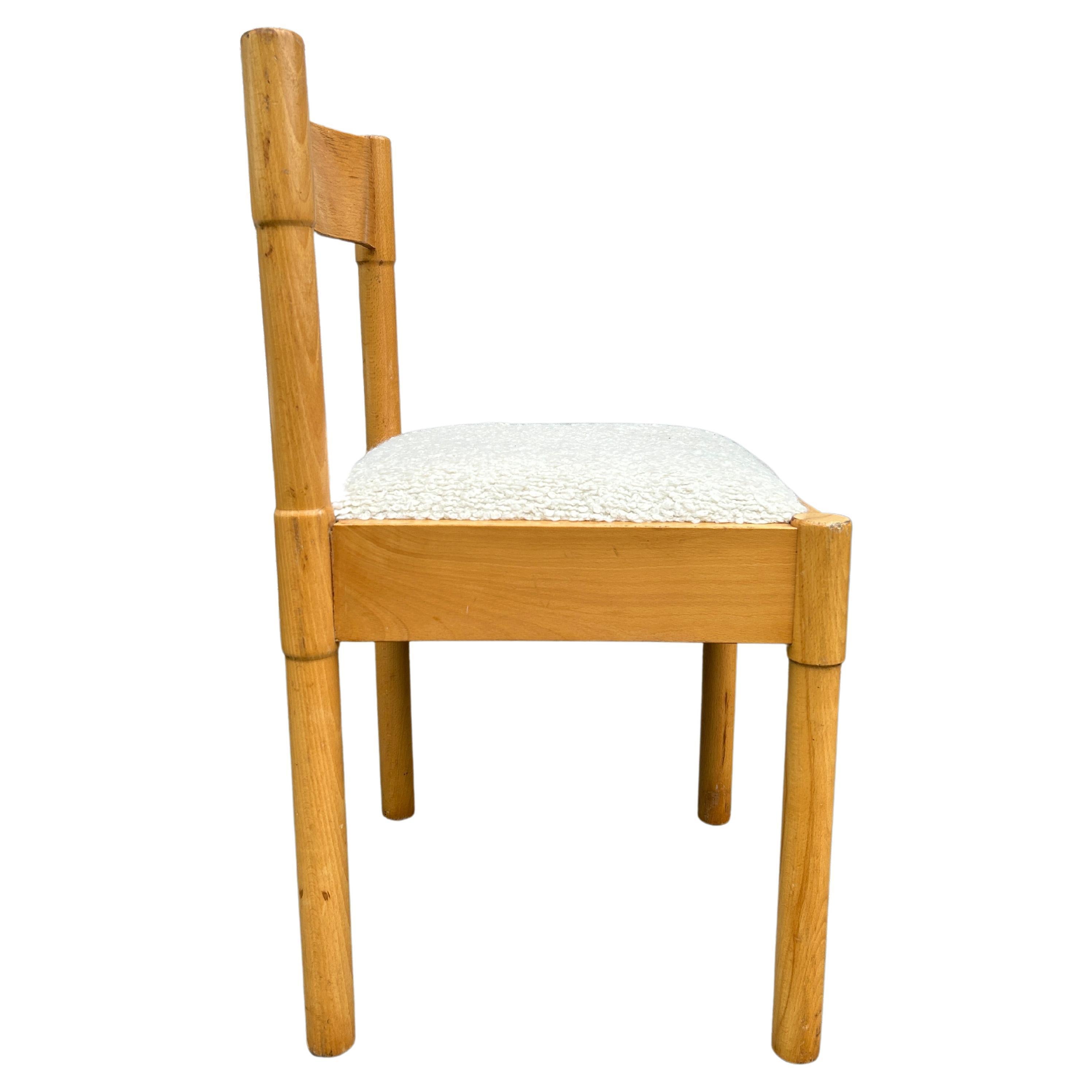 4 Mid-Century Modern Blonde Birch Dining Chairs with Bouclé Style of Cassina In Good Condition For Sale In BROOKLYN, NY