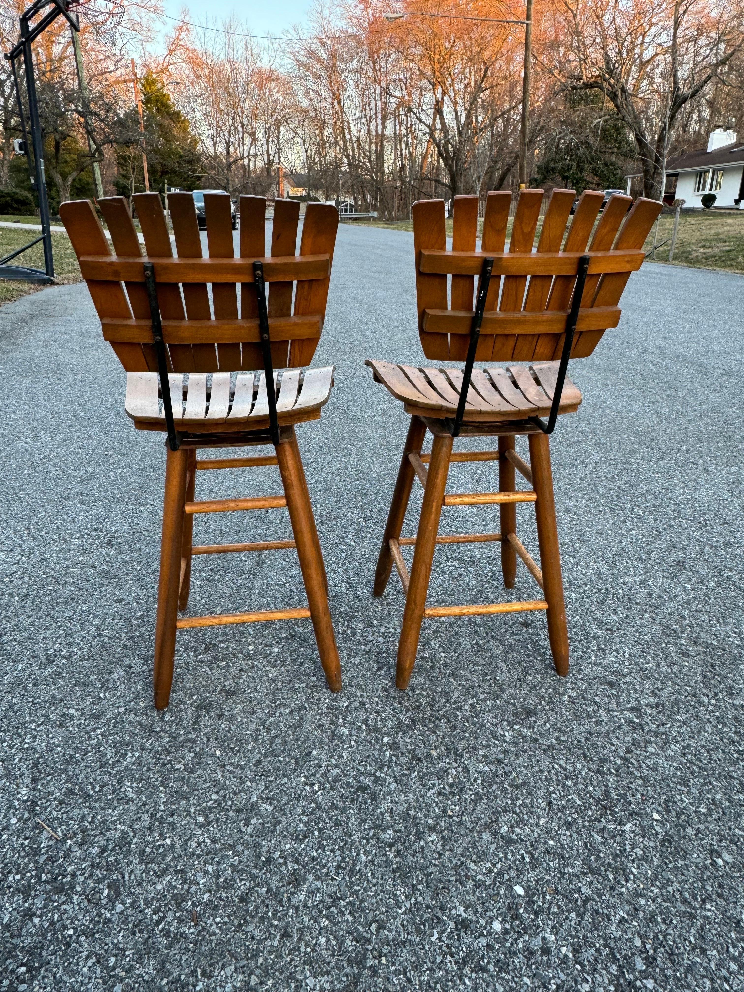 4 Mid-Century Modern Slatted Wood Bar or Counter Stools Arthur Umanoff In Good Condition In Fort Washington, MD