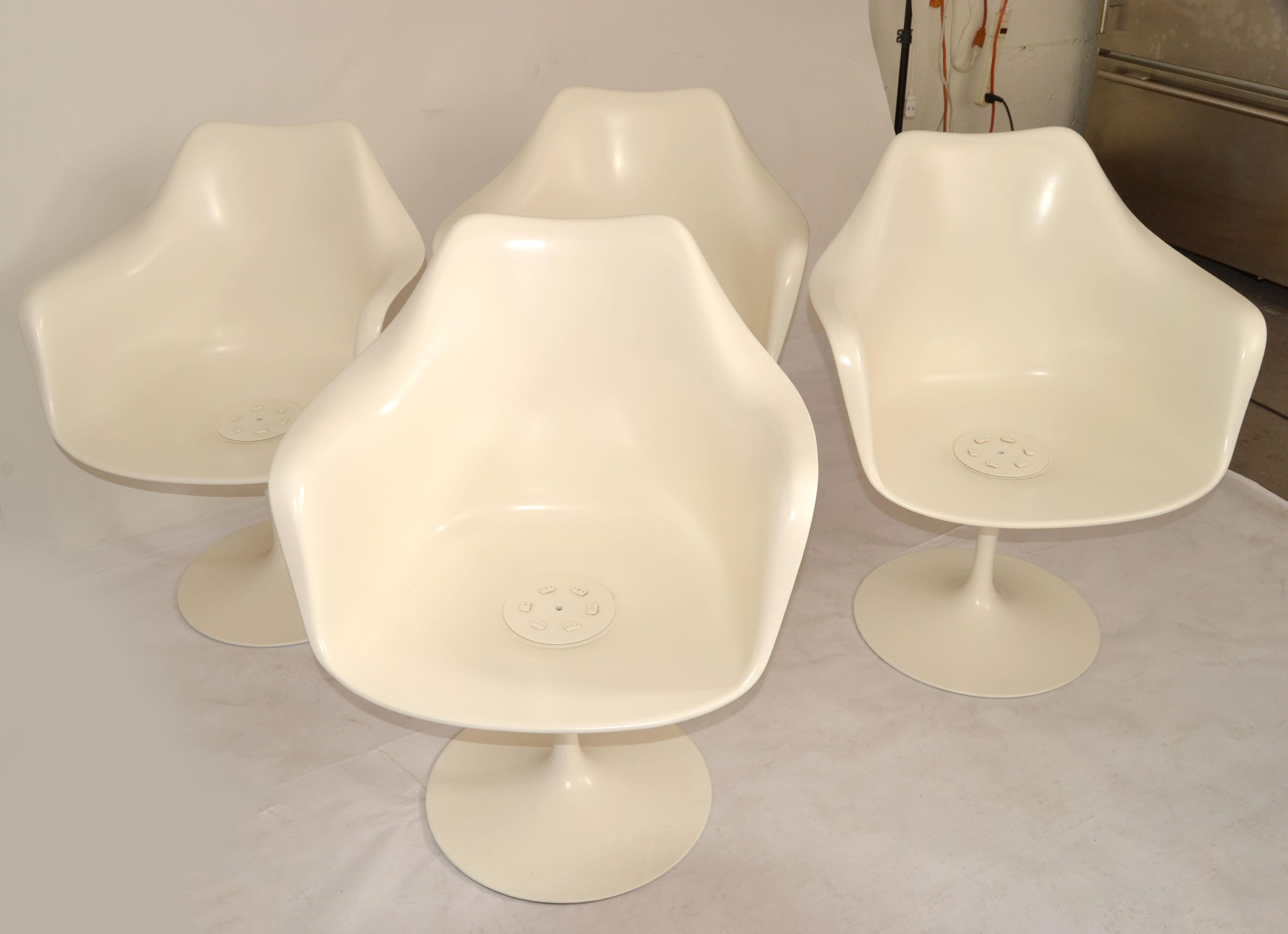 4 Sedia da pranzo girevole Tulip di Eero Saarinen per Knoll, stile metà secolo. in vendita 4