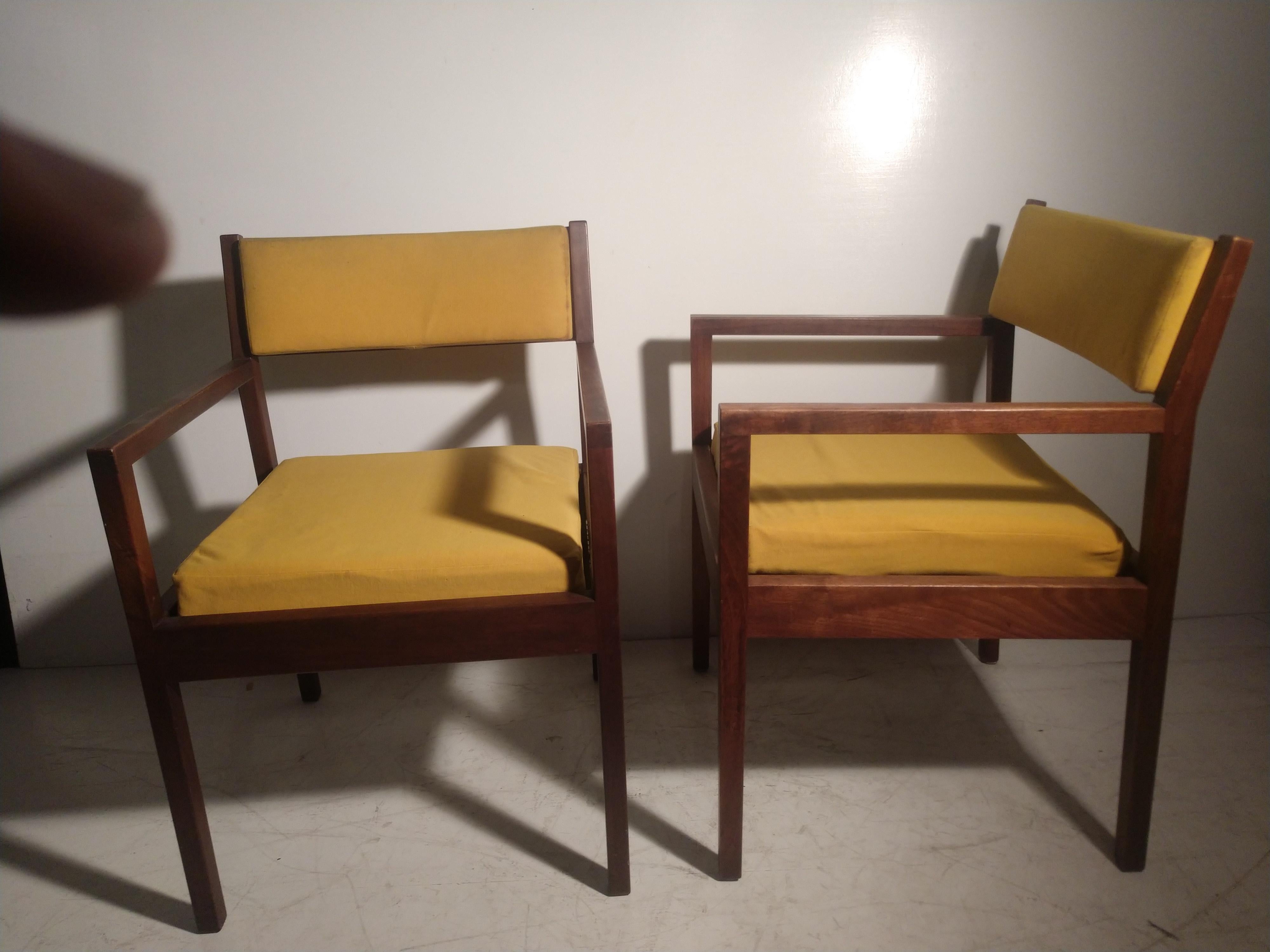 Pair of Mid-Century Modern Walnut Armchairs by George Nelson for Herman Miller 3