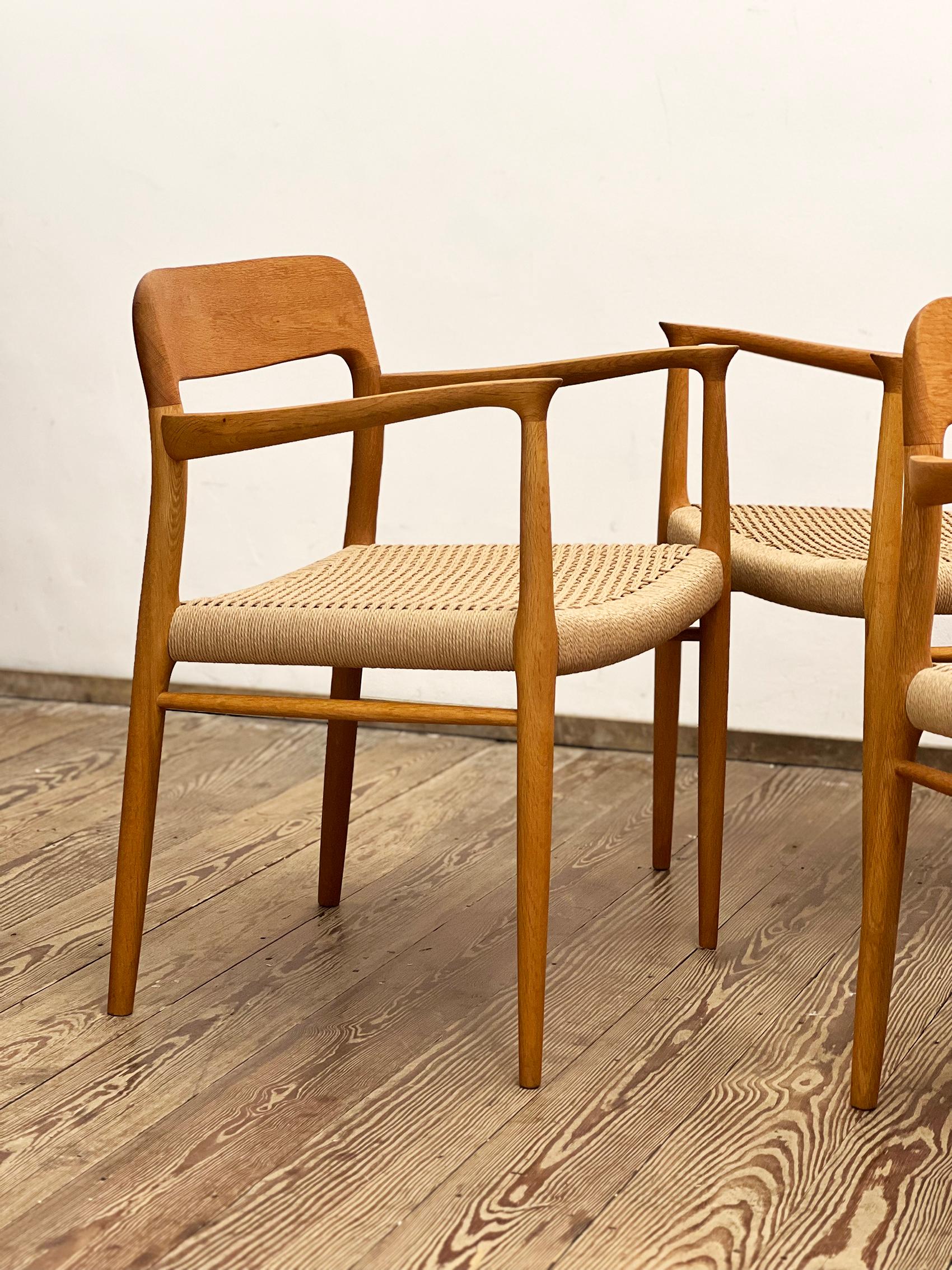 Papercord 4 Mid-Century Oak Armrest Dining Chairs # 56 by Niels O. Møller, J. L. Moller For Sale