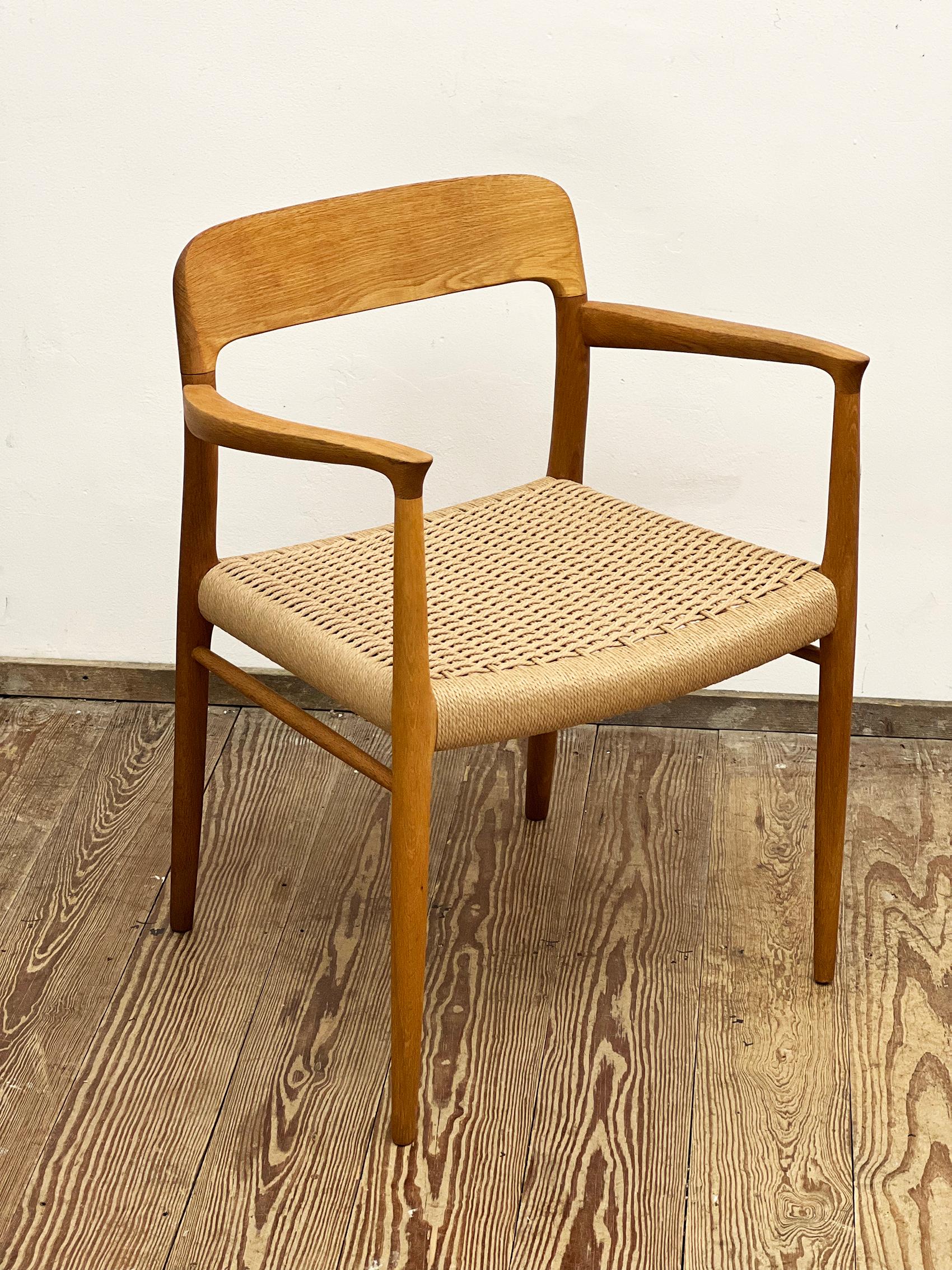 4 Mid-Century Oak Armrest Dining Chairs # 56 by Niels O. Møller, J. L. Moller For Sale 1