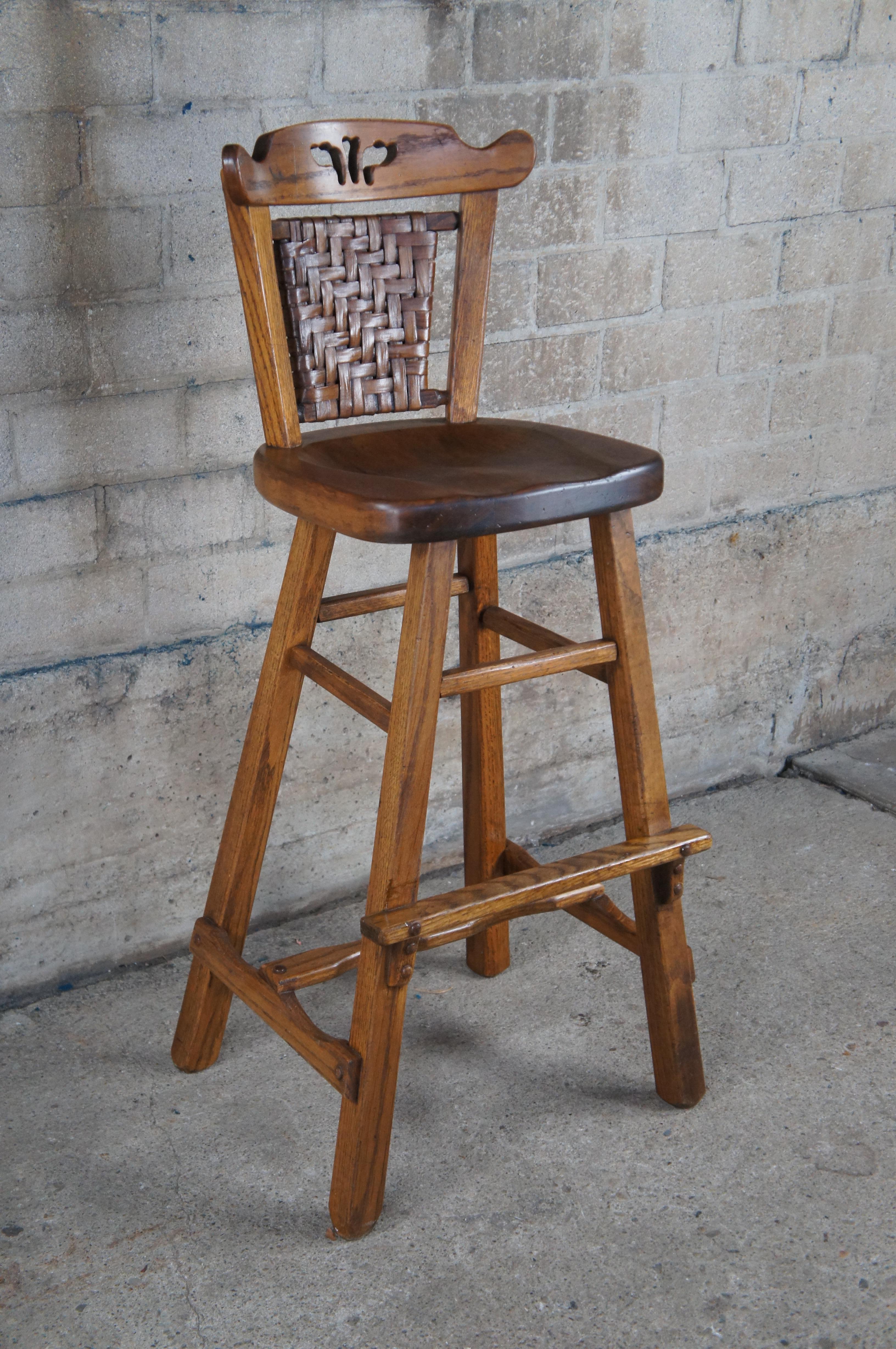 4 Mid Century Old Hickory Furniture Company Oak Counter Bar Stools In Good Condition In Dayton, OH