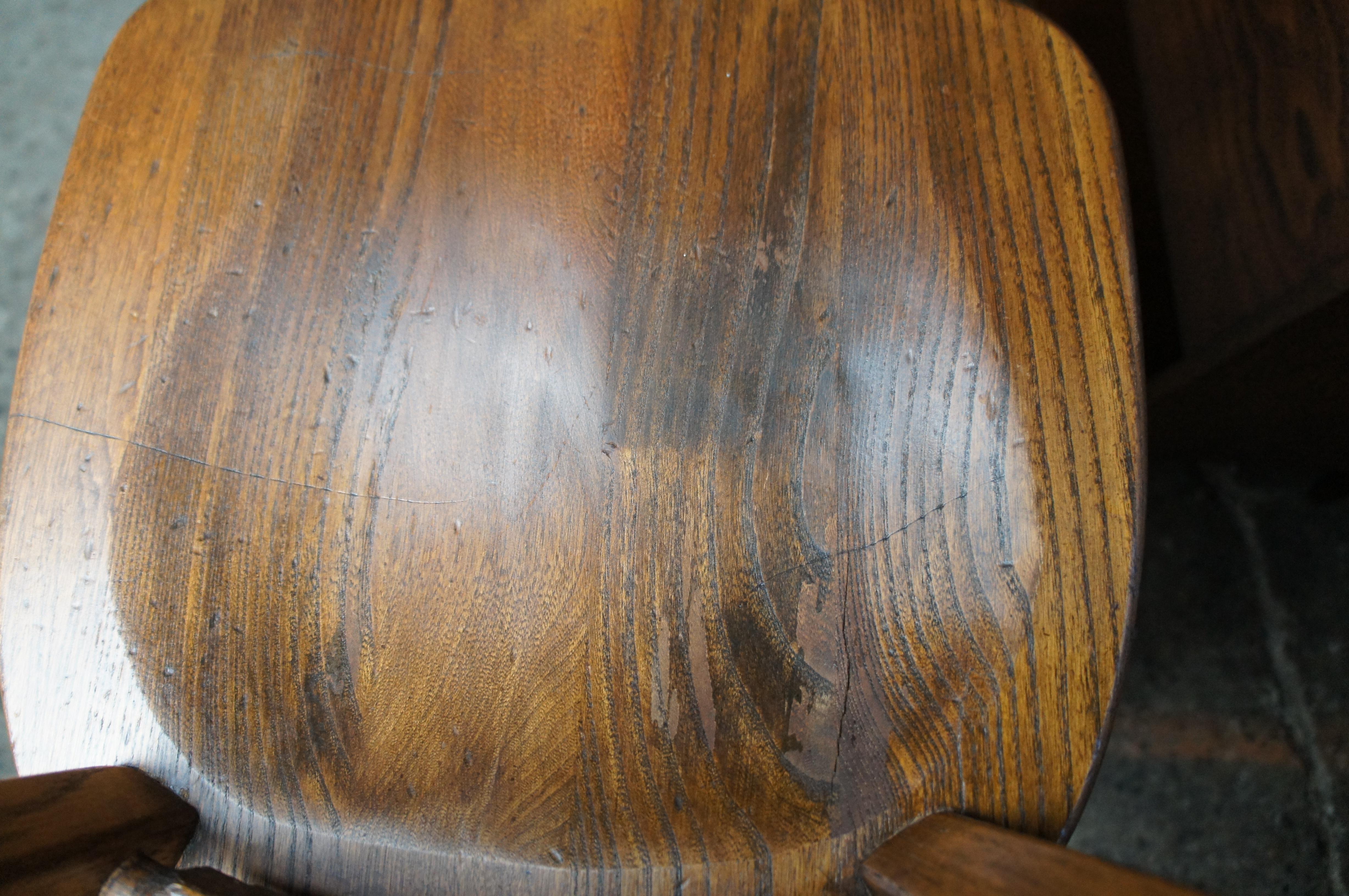Mid-20th Century 4 Mid Century Old Hickory Furniture Company Oak Counter Bar Stools