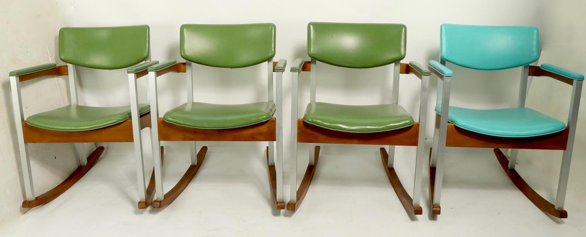 4 Mid Century Rocking Chairs by Thonet For Sale 11