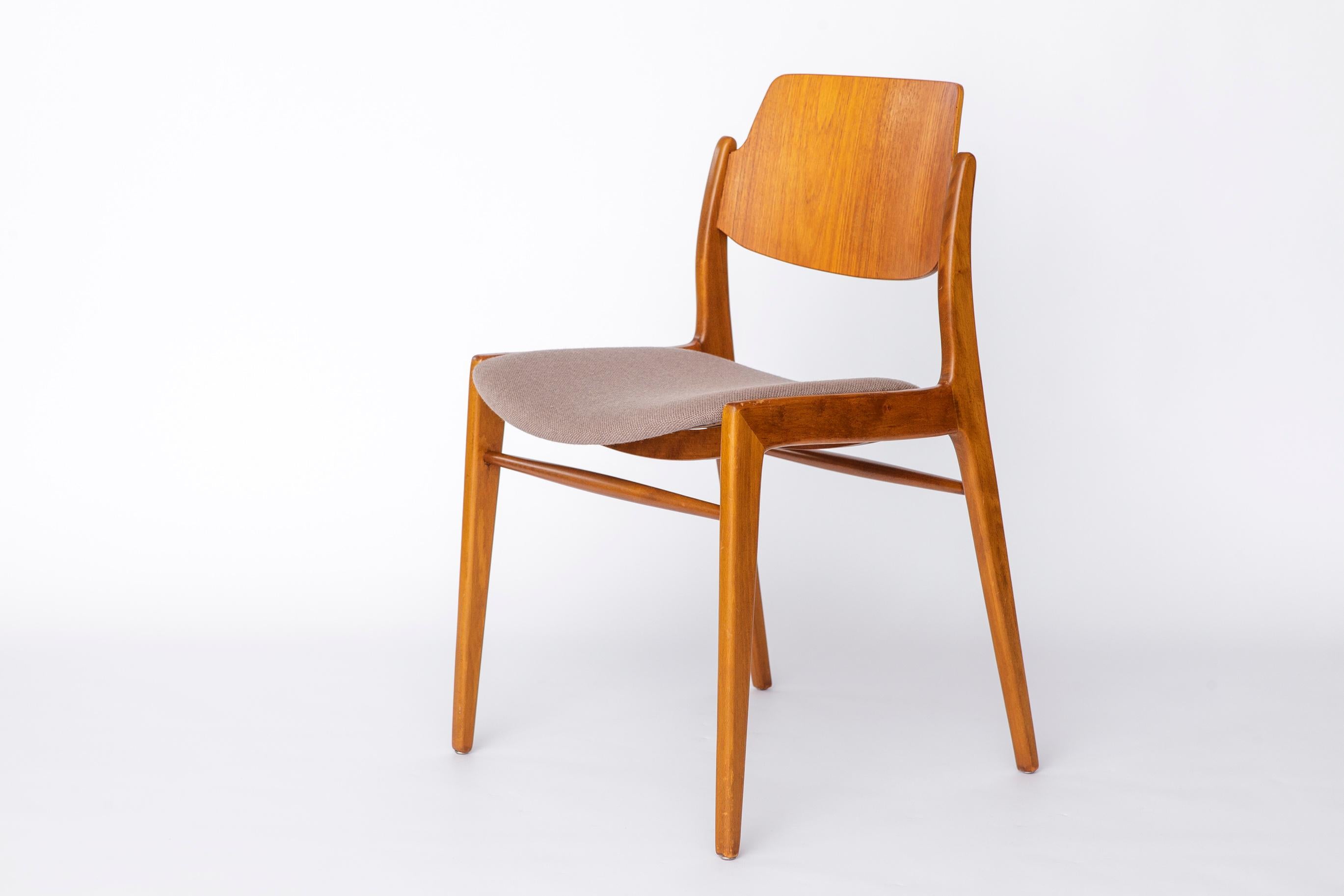 4 sedie da pranzo in teak di metà secolo, Hartmut Lohmeyer per Wilkhahn, anni '60 In condizioni discrete in vendita a Hannover, DE