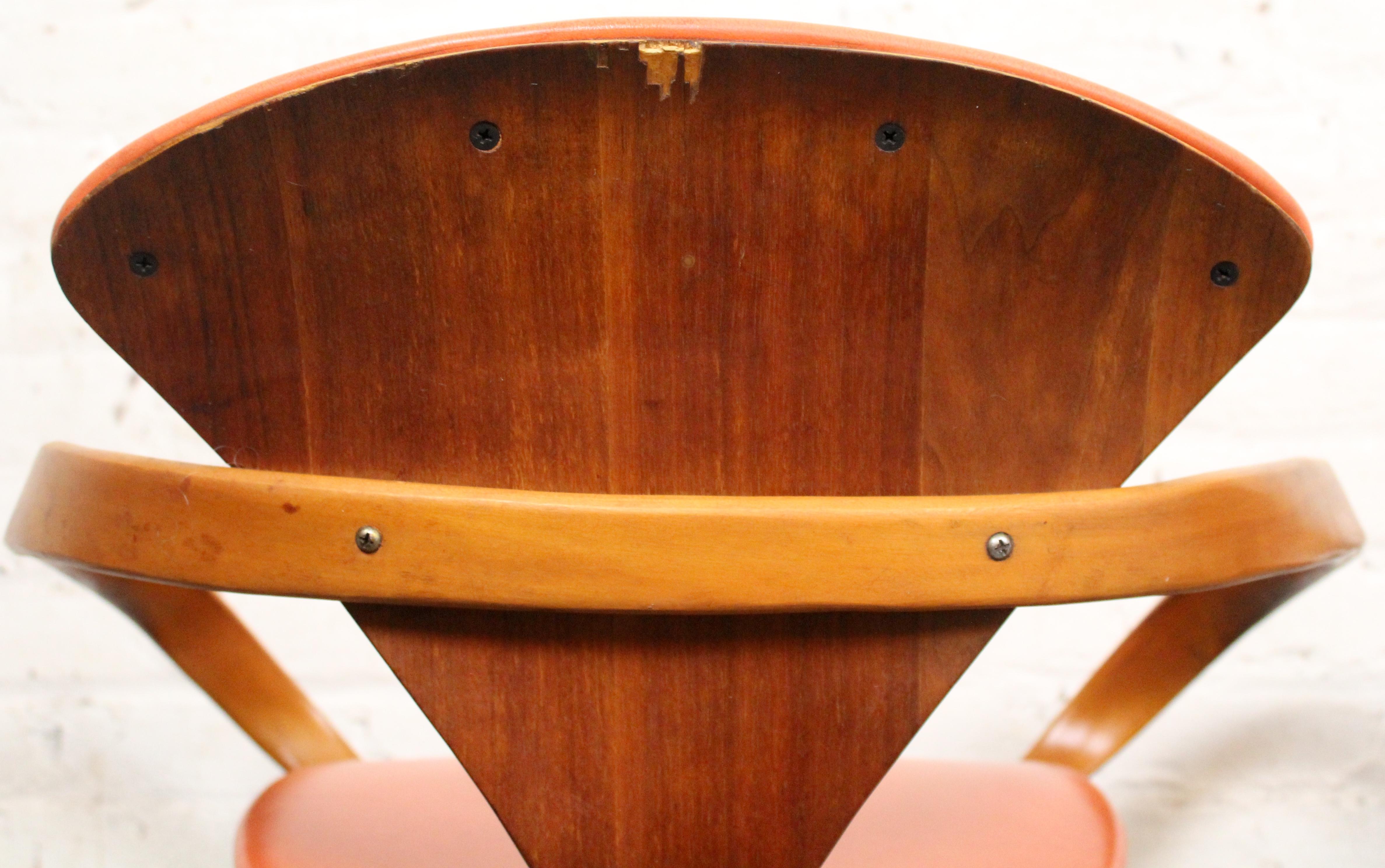 4 Mid-Century Vintage Norman Cherner Chairs by Plycraft In Good Condition For Sale In Brooklyn, NY