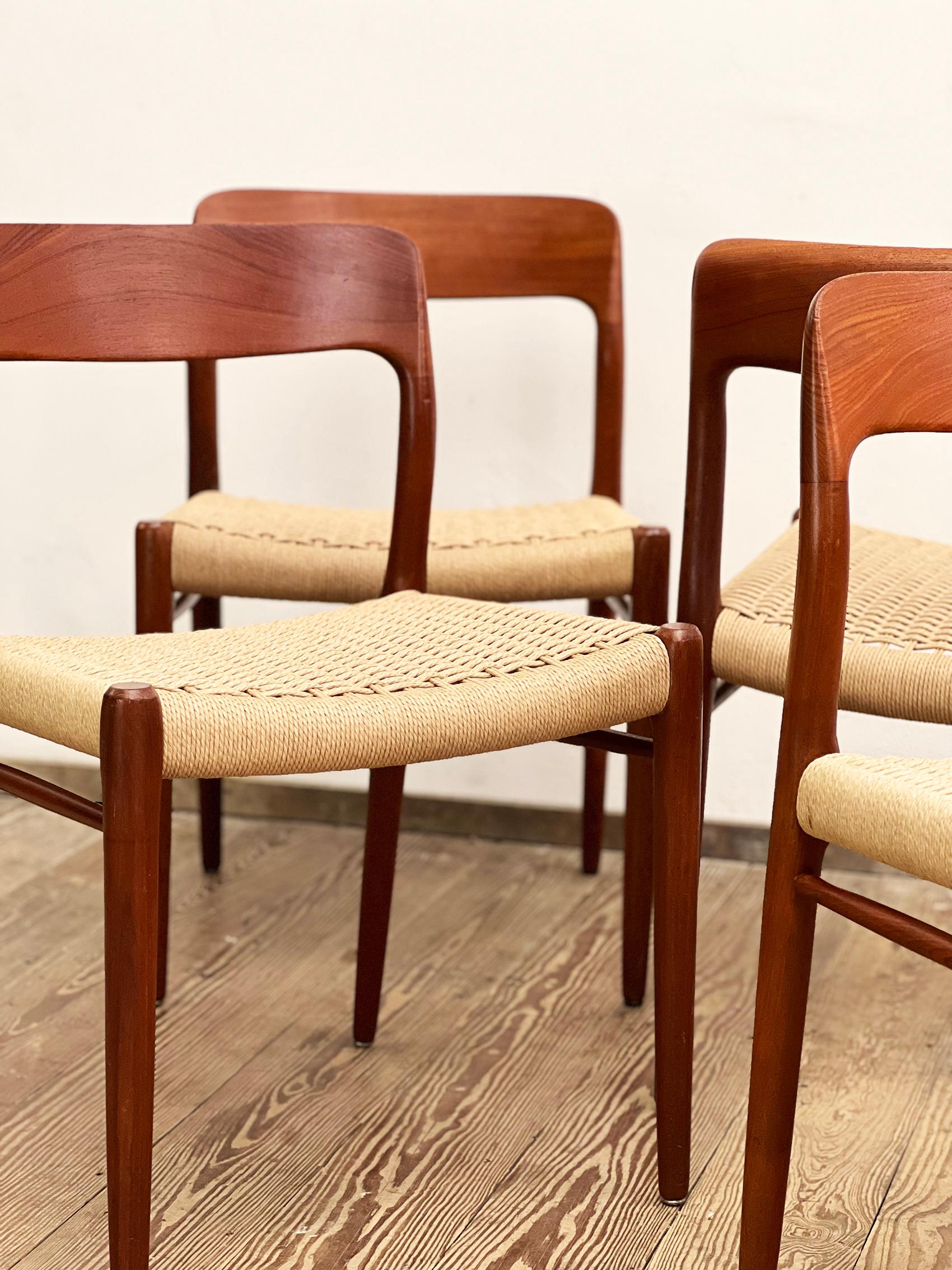 4 Midcentury Dining Chairs #75 in Teak, Danish Design, Niels Møller, J.L. Moller 3