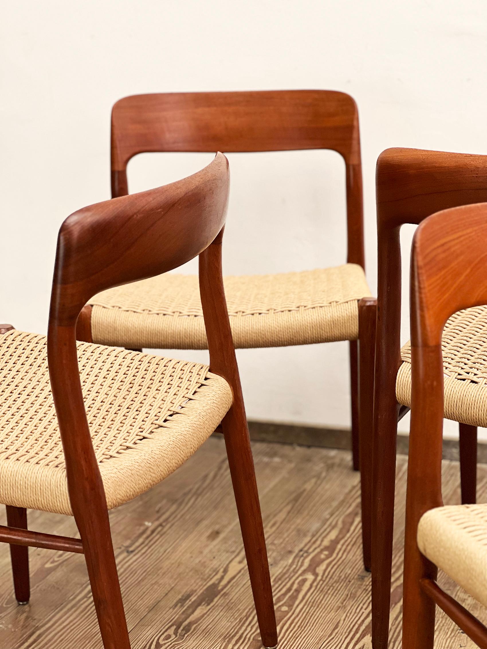 4 Midcentury Dining Chairs #75 in Teak, Danish Design, Niels Møller, J.L. Moller 4